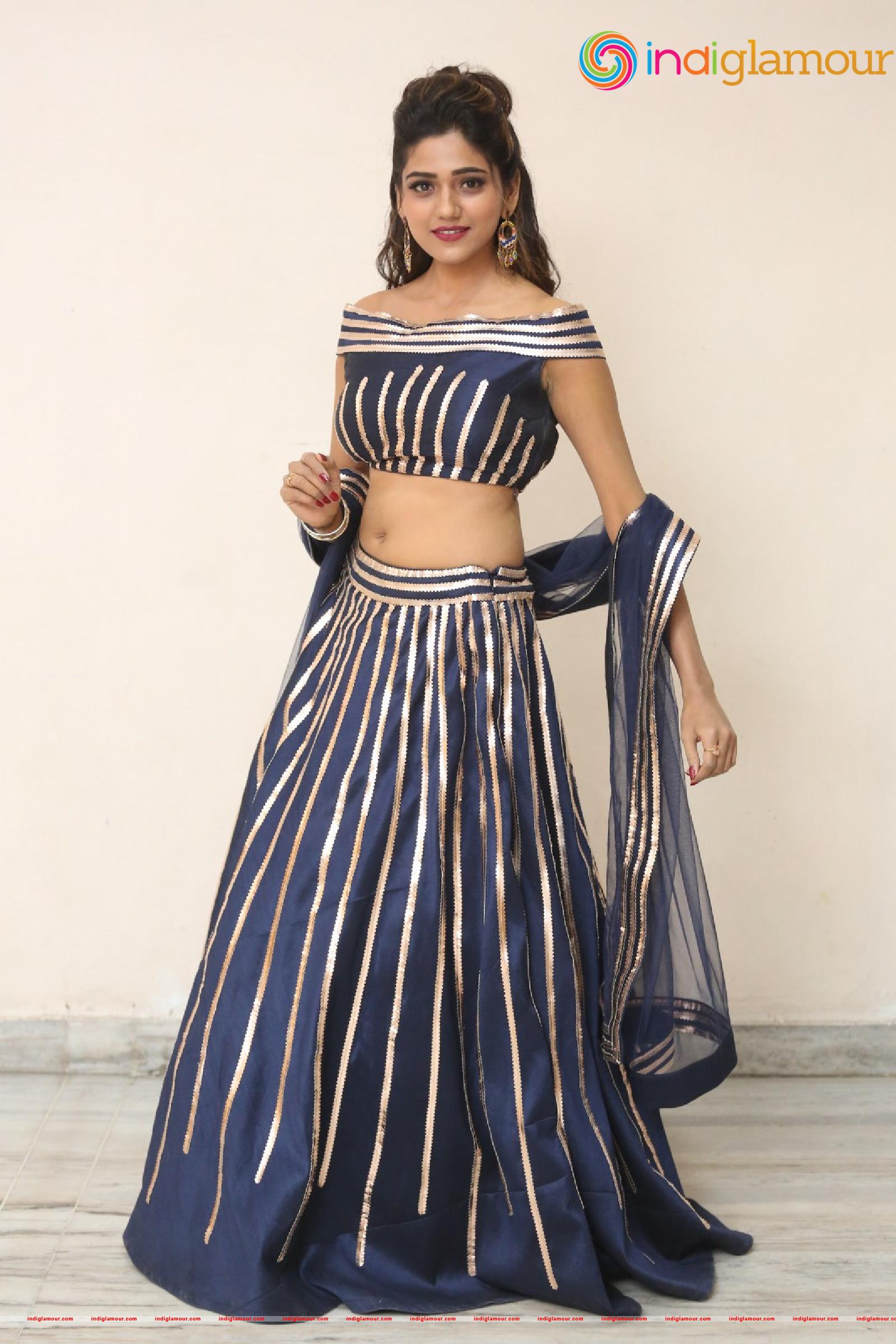 Dollysha Actress hd photo