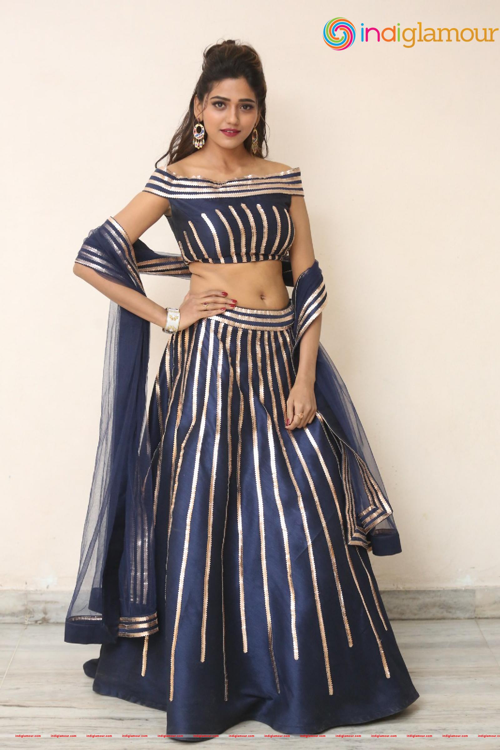 Dollysha Actress hd photo