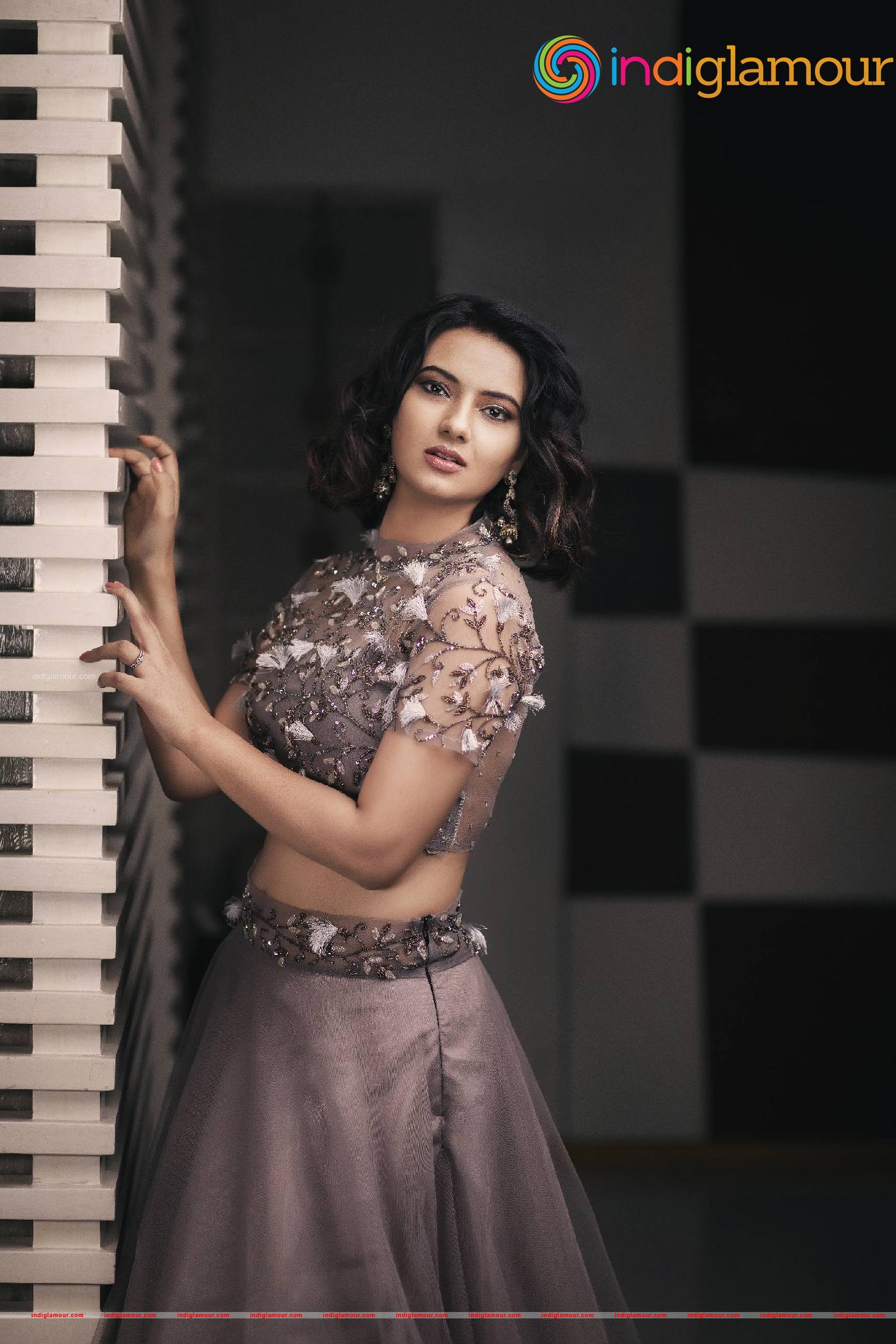 Isha Chawla Actress hd photo