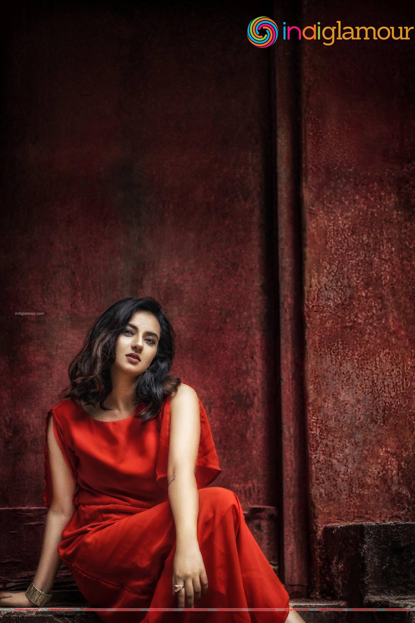 Isha Chawla Actress hd photo