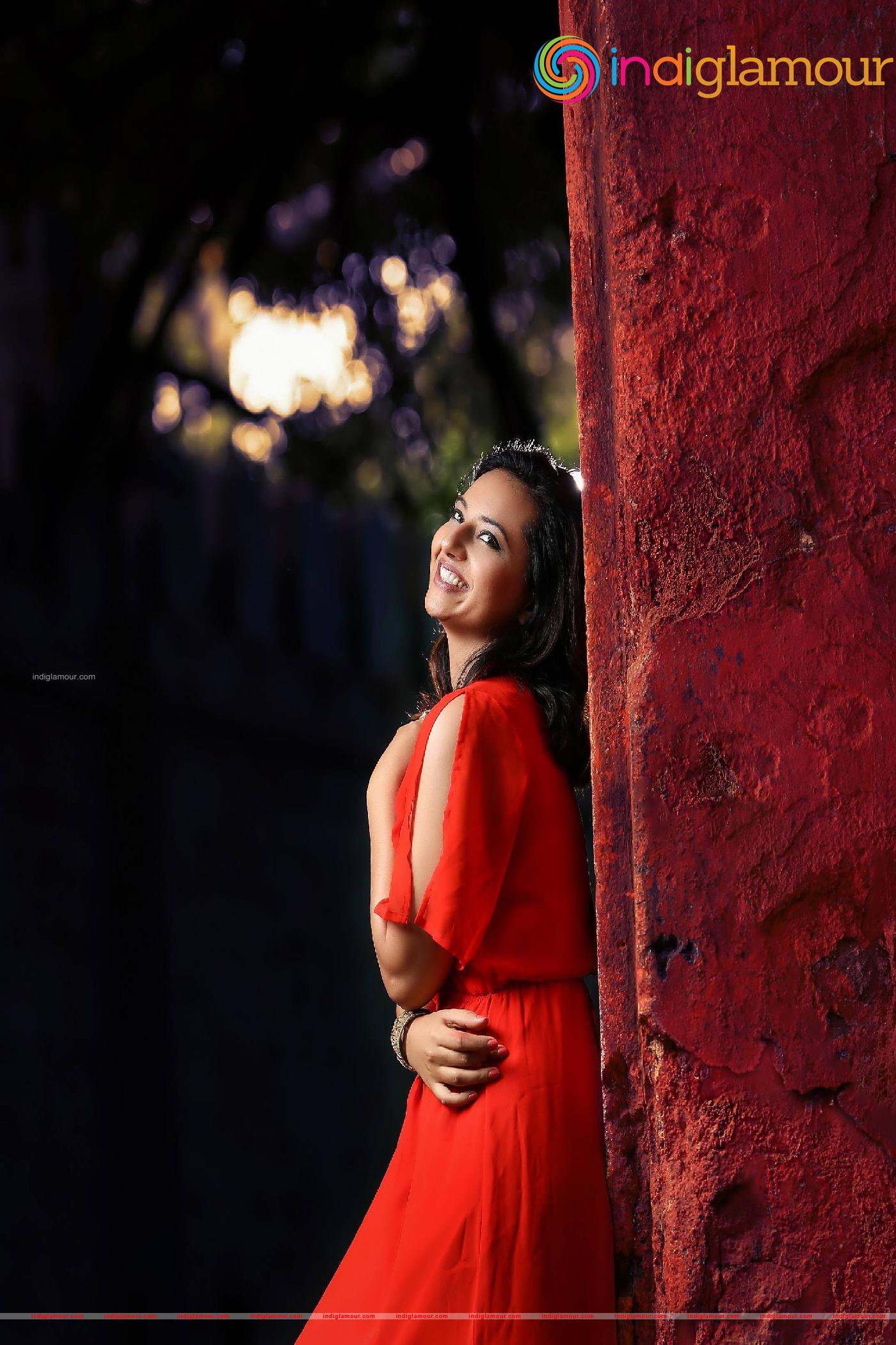 Isha Chawla Actress hd photo