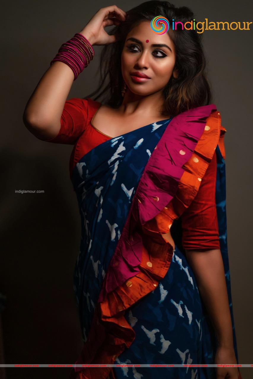 Indhuja Ravichandran Actress hd photo
