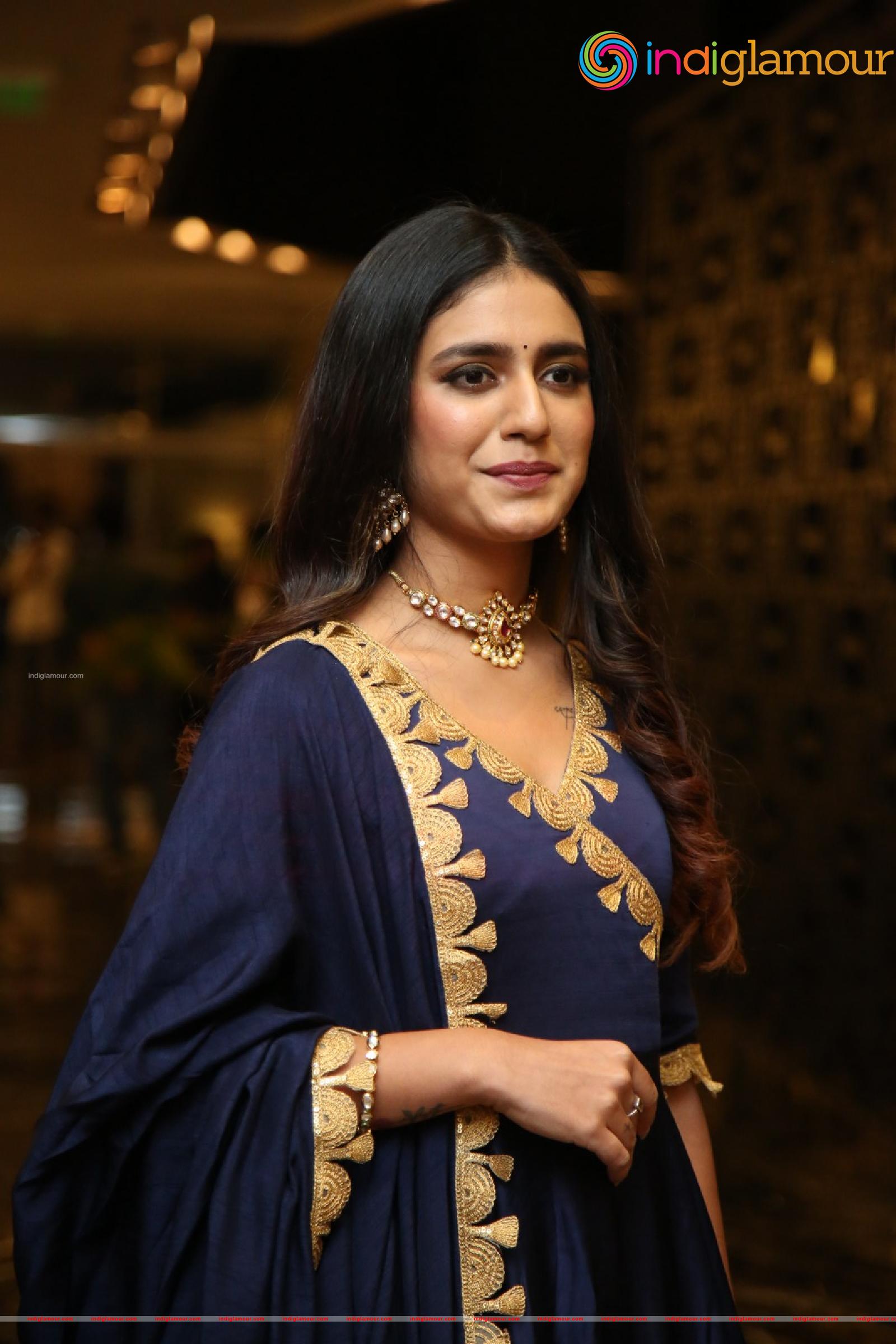 Priya Prakash Varrier Actress hd photo