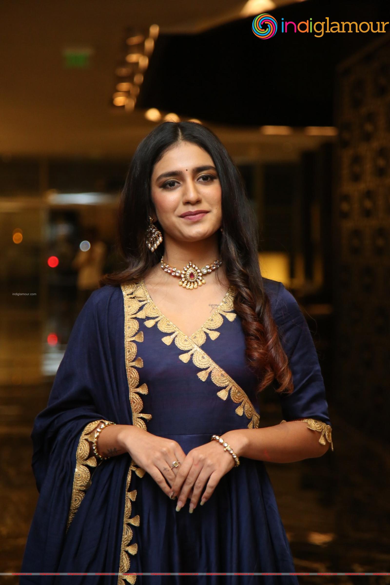Priya Prakash Varrier Actress hd photo