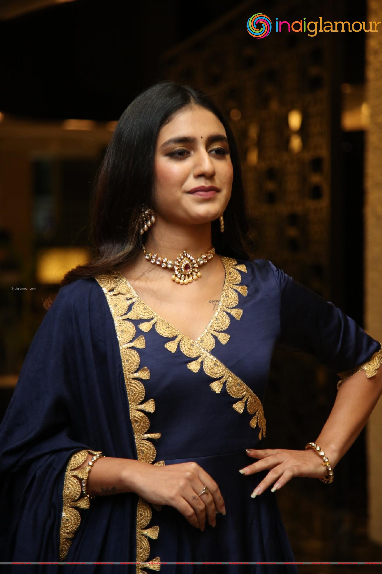 Priya Prakash Varrier Actress hd photo