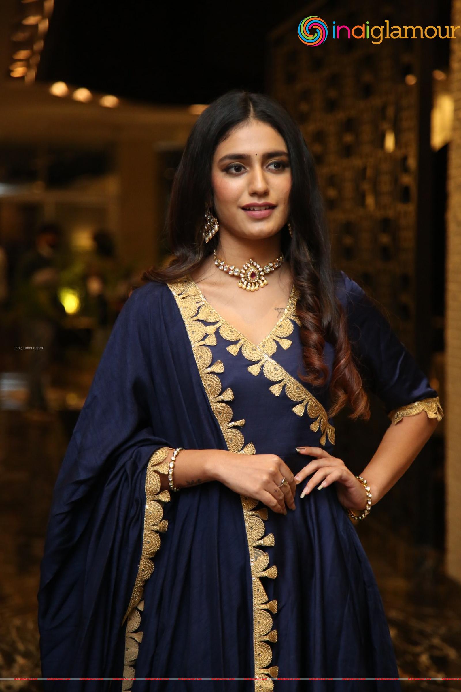 Priya Prakash Varrier Actress hd photo