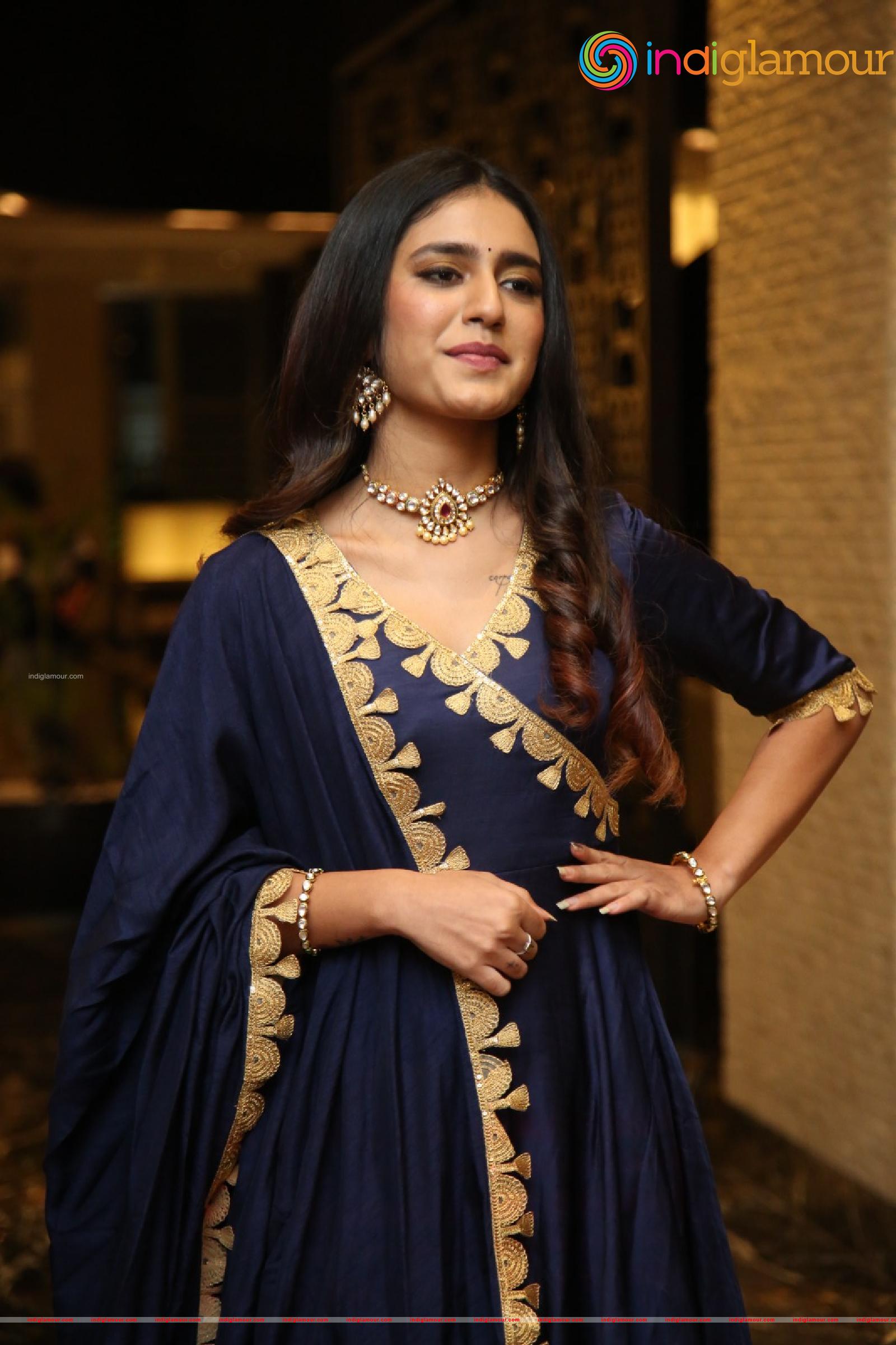 Priya Prakash Varrier Actress hd photo