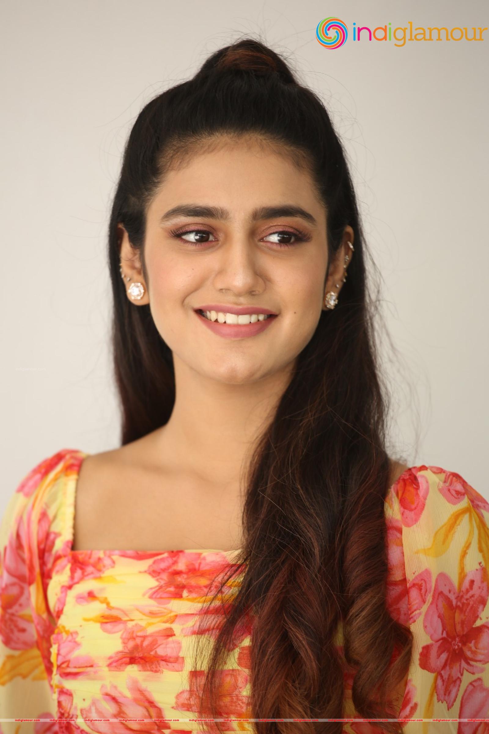 Priya Prakash Varrier Actress hd photo