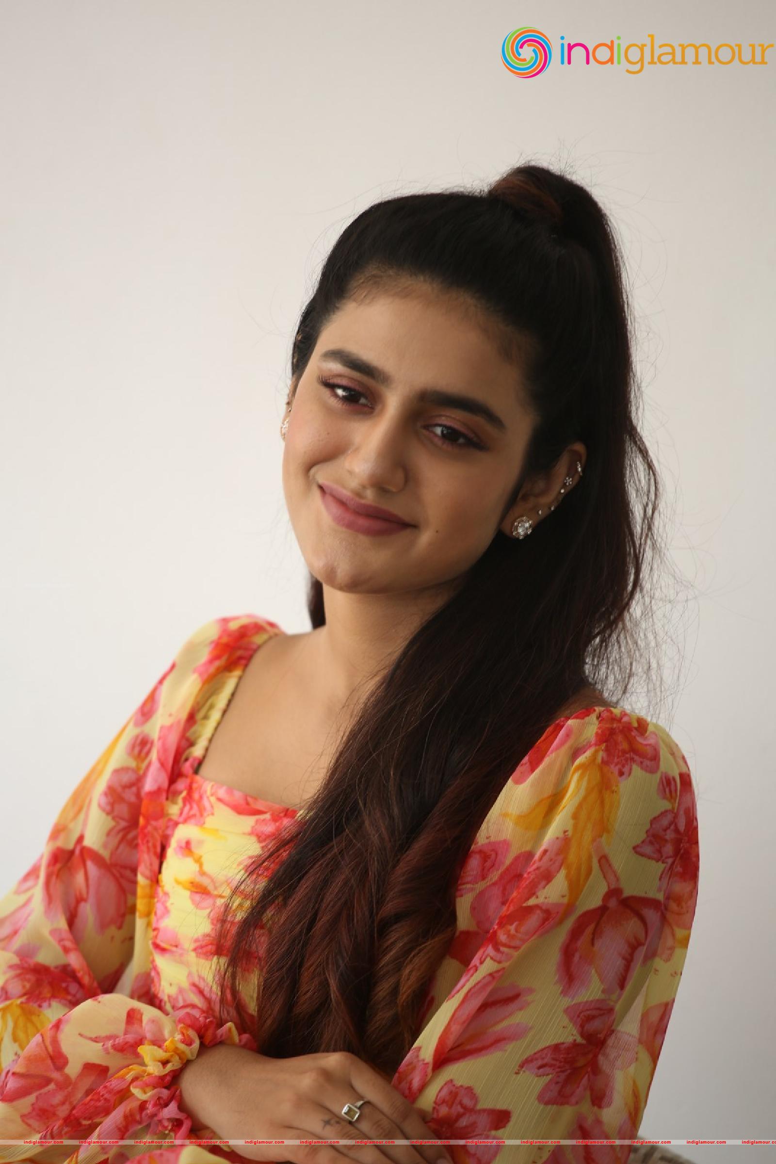 Priya Prakash Varrier Actress hd photo
