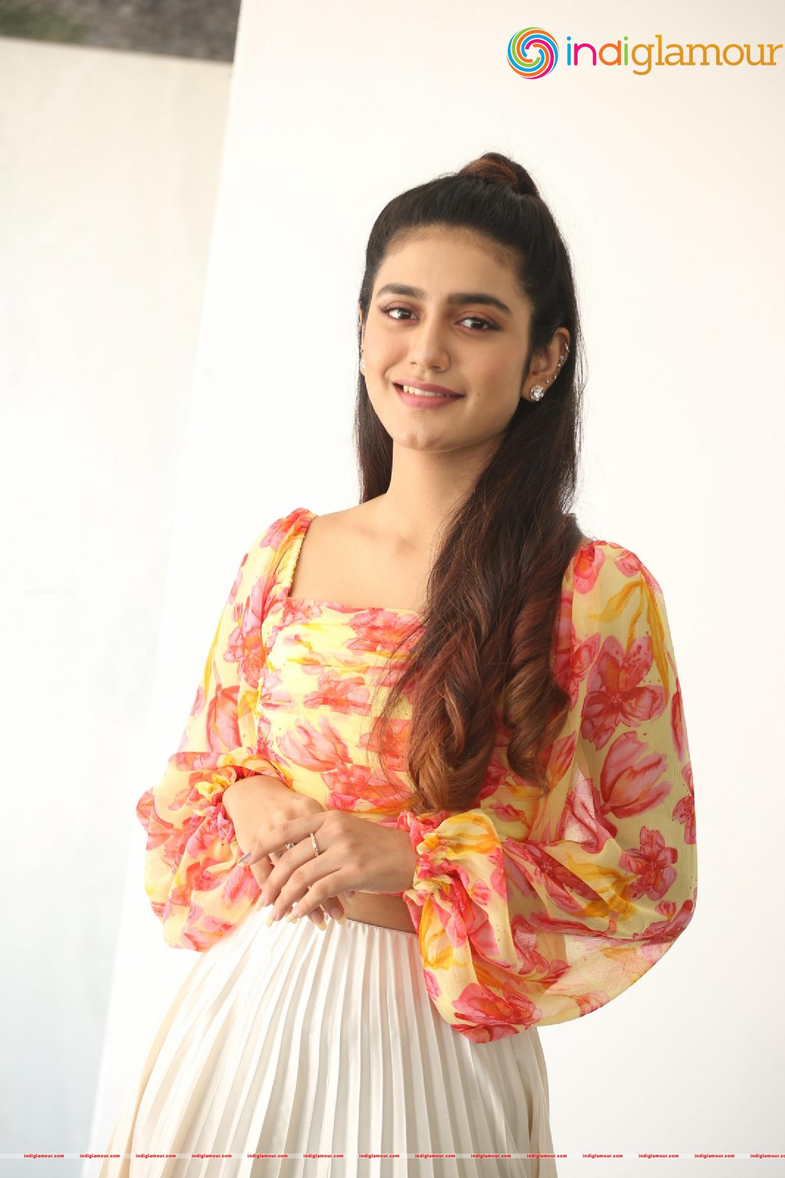 Priya Prakash Varrier Actress hd photo