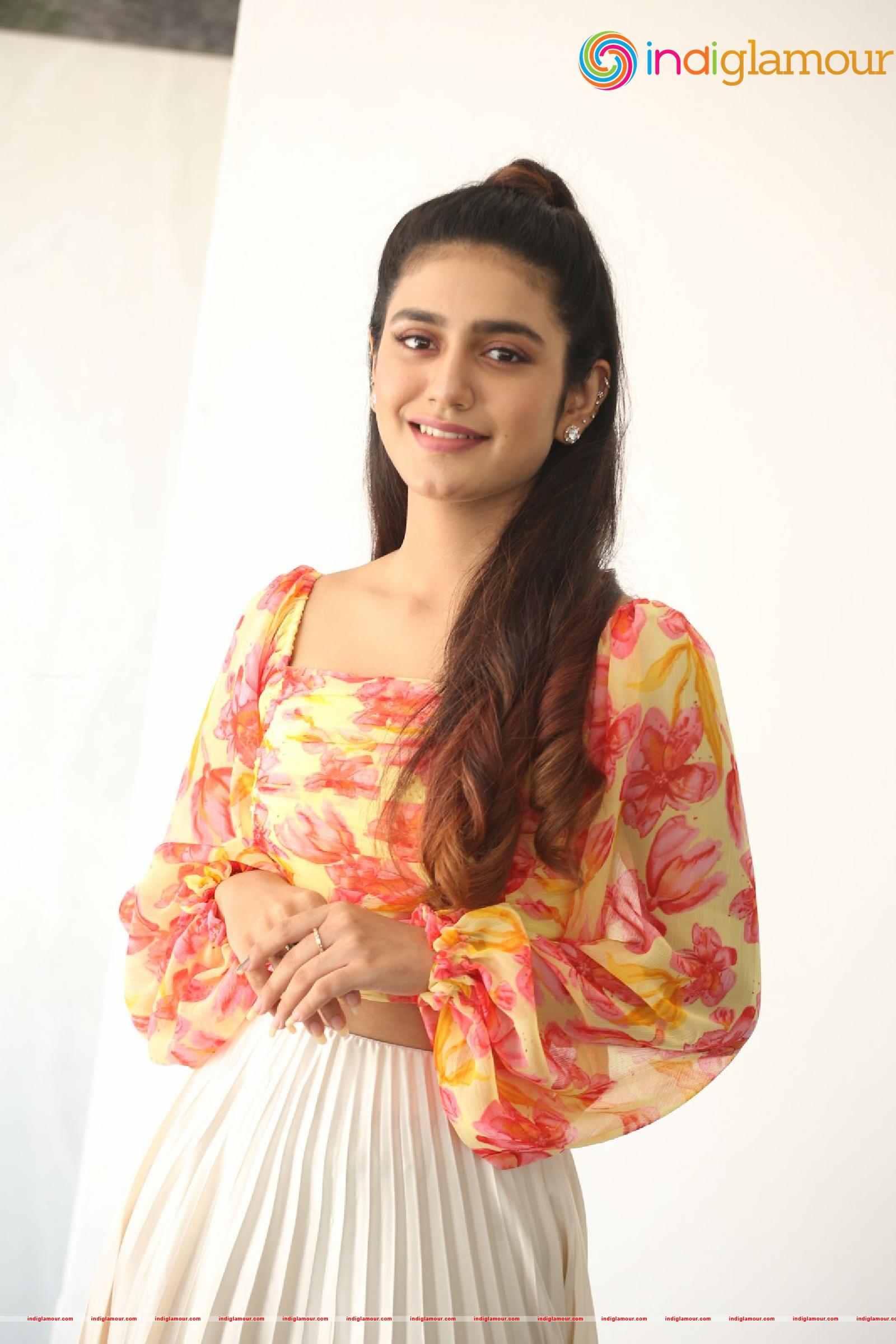Priya Prakash Varrier Actress hd photo