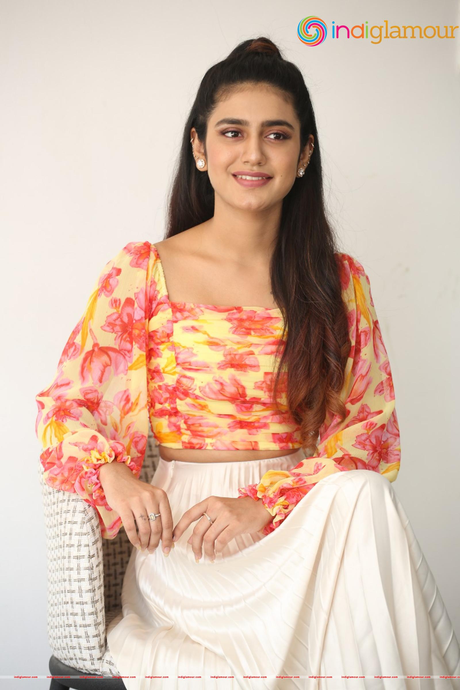 Priya Prakash Varrier Actress hd photo