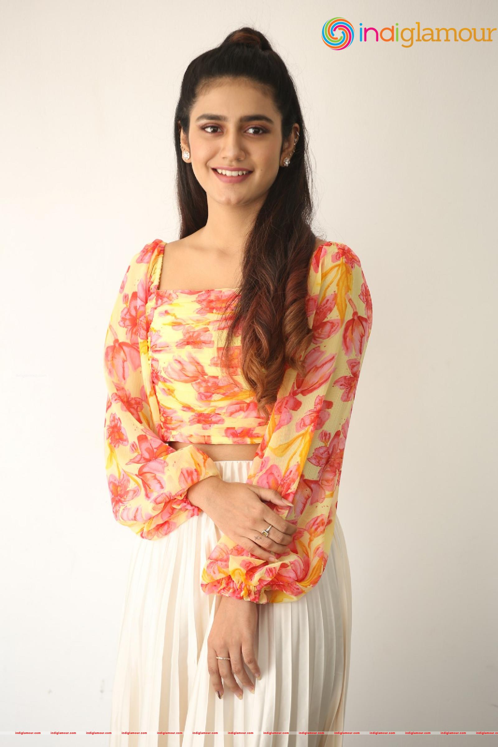 Priya Prakash Varrier Actress hd photo