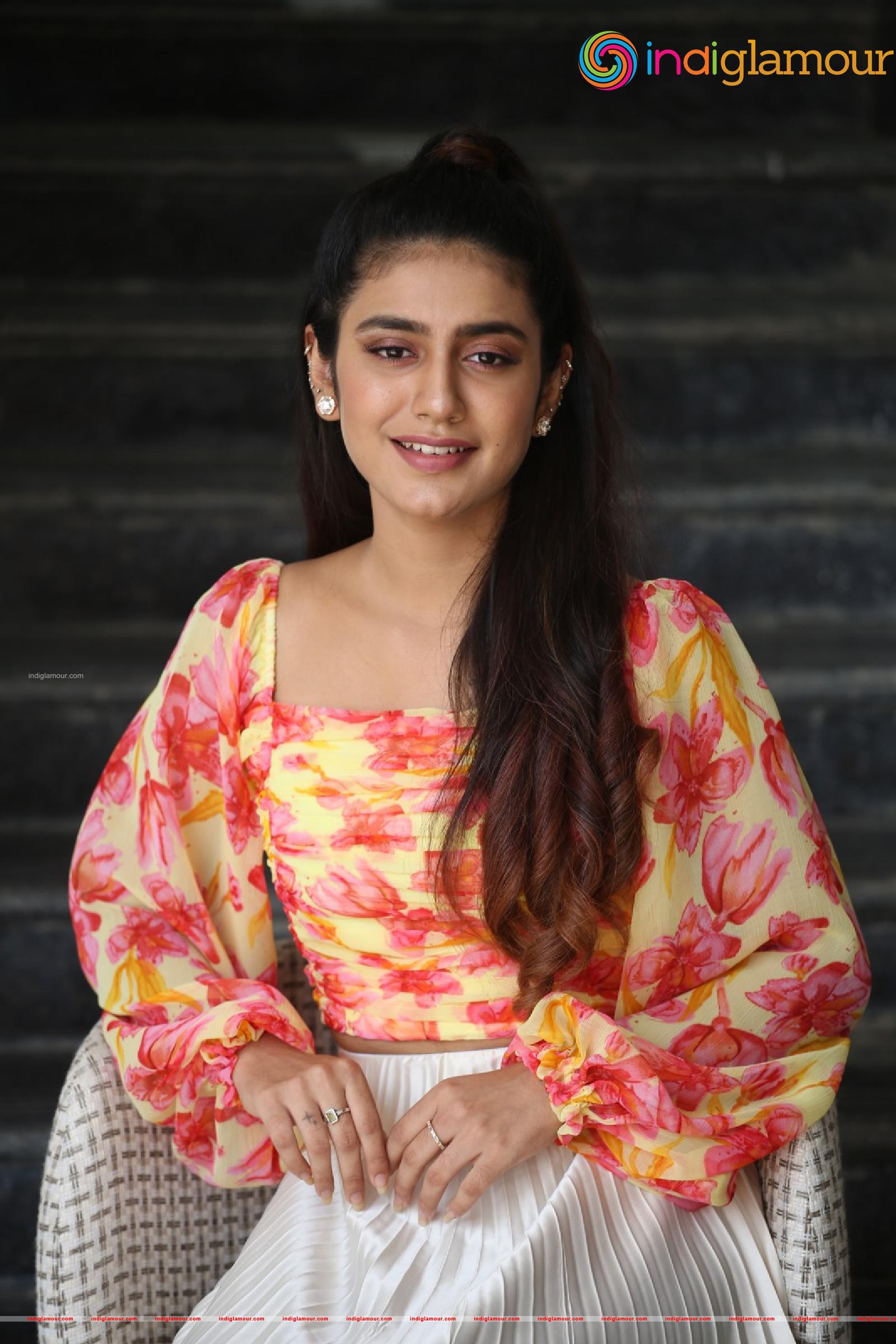 Priya Prakash Varrier Actress hd photo