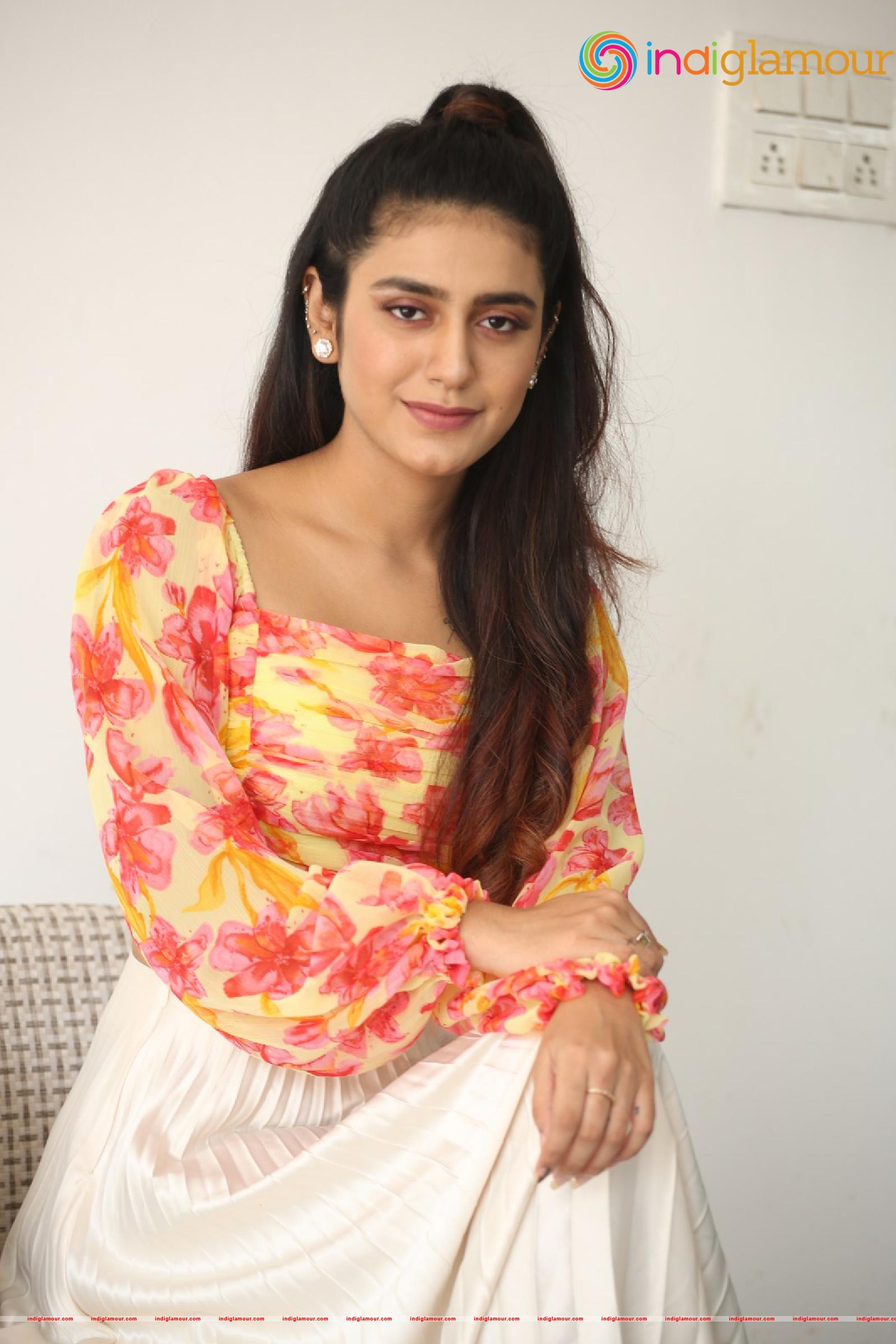 Priya Prakash Varrier Actress hd photo
