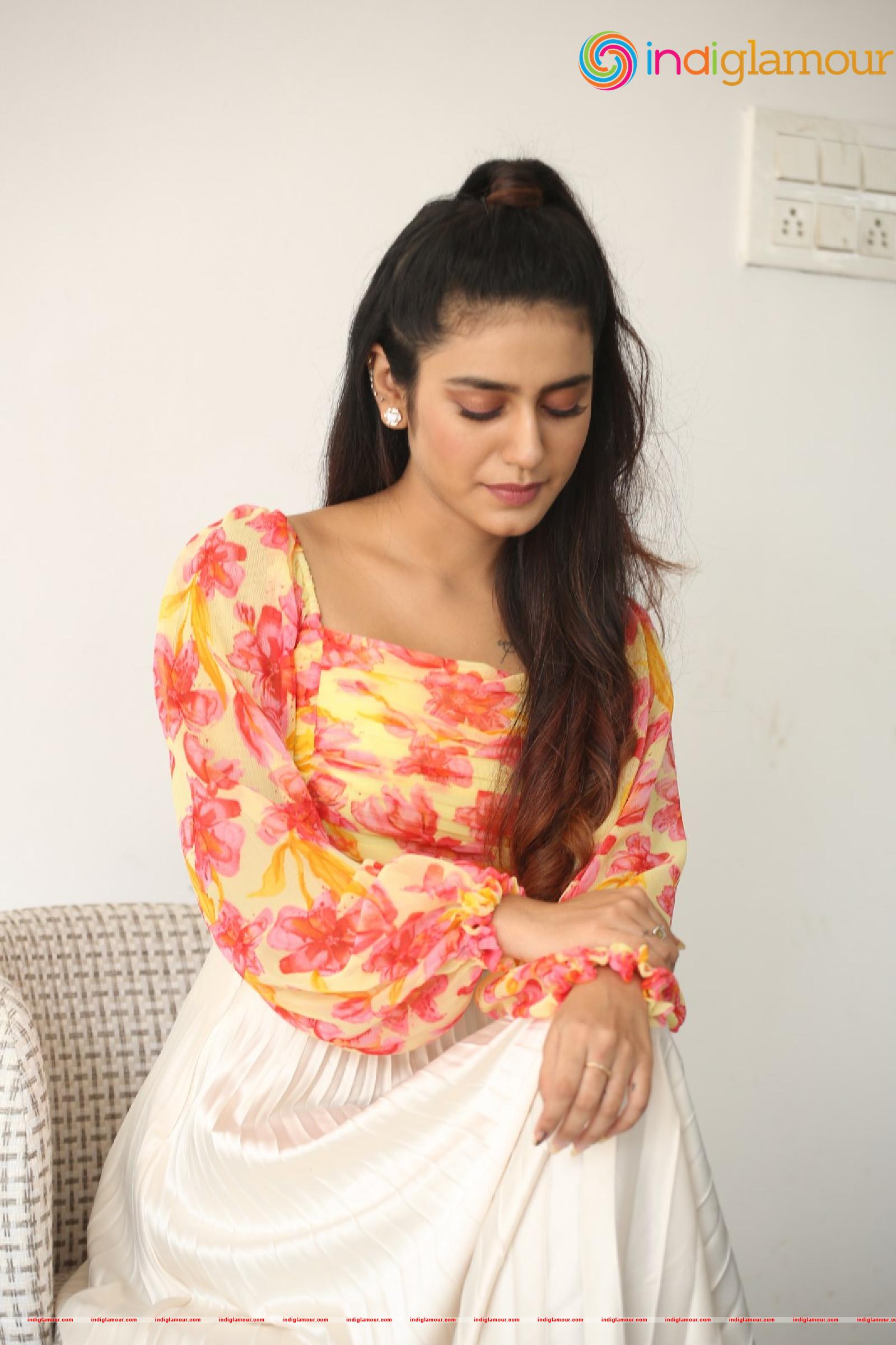 Priya Prakash Varrier Actress hd photo