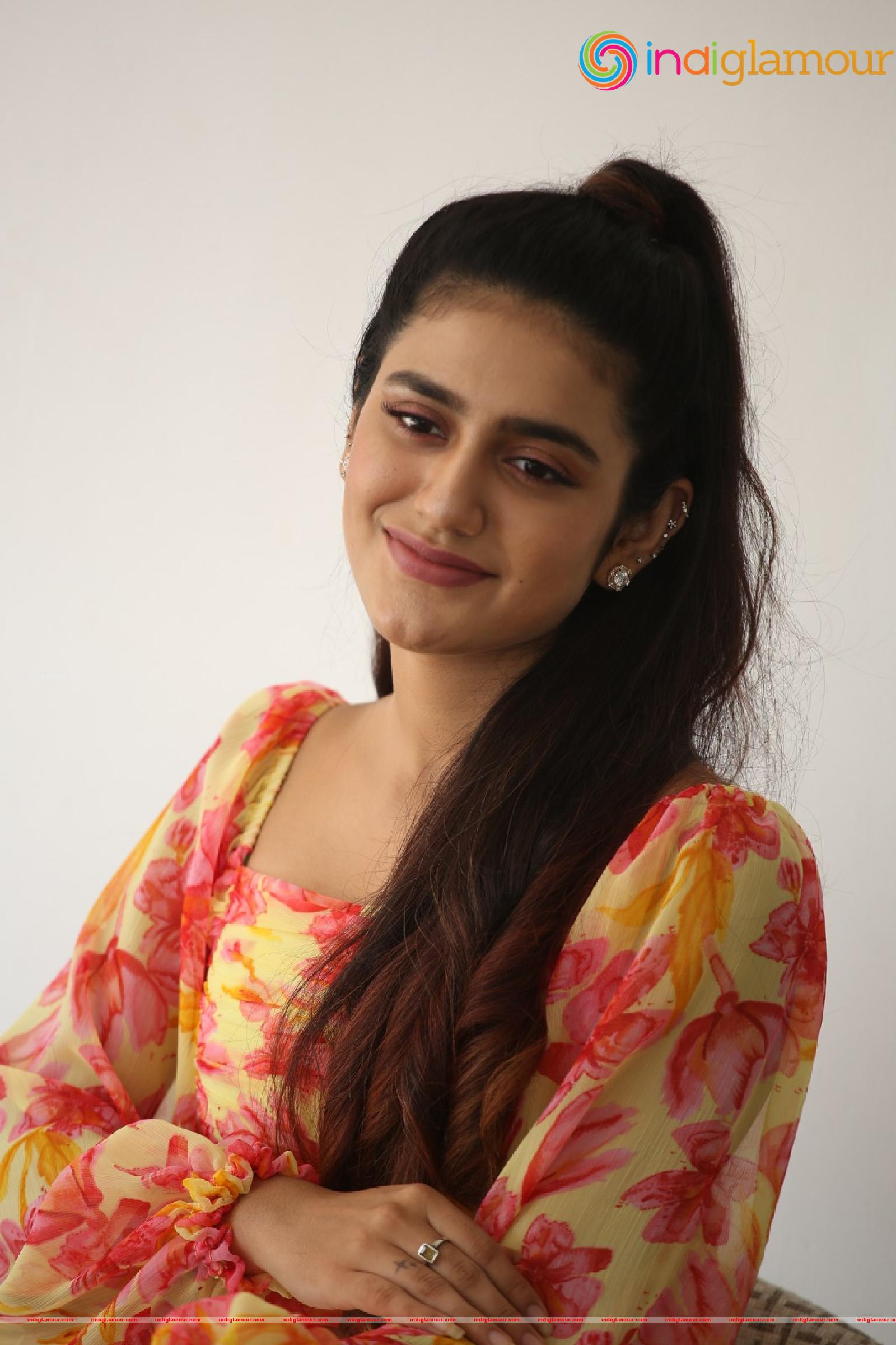 Priya Prakash Varrier Actress hd photo