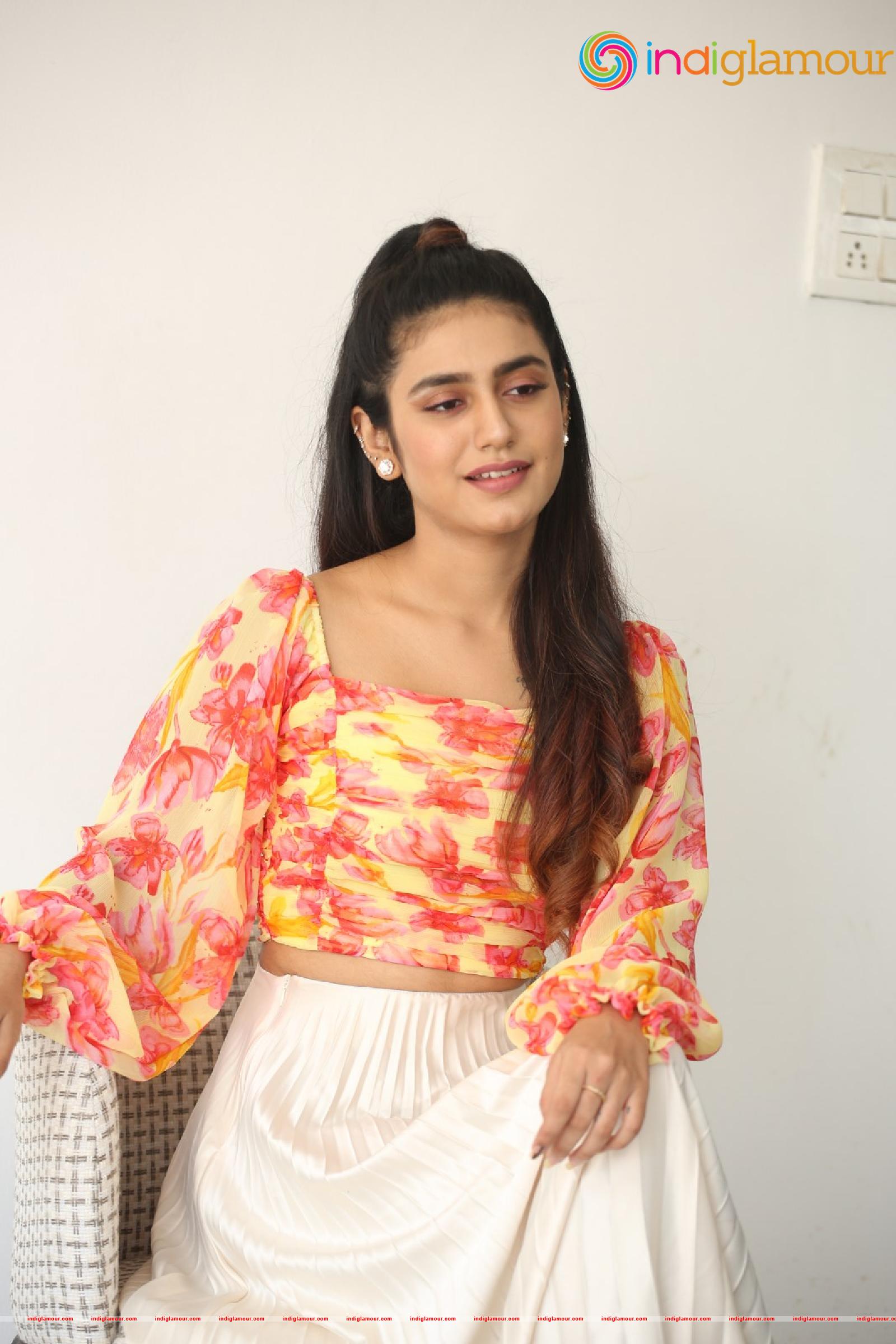 Priya Prakash Varrier Actress hd photo