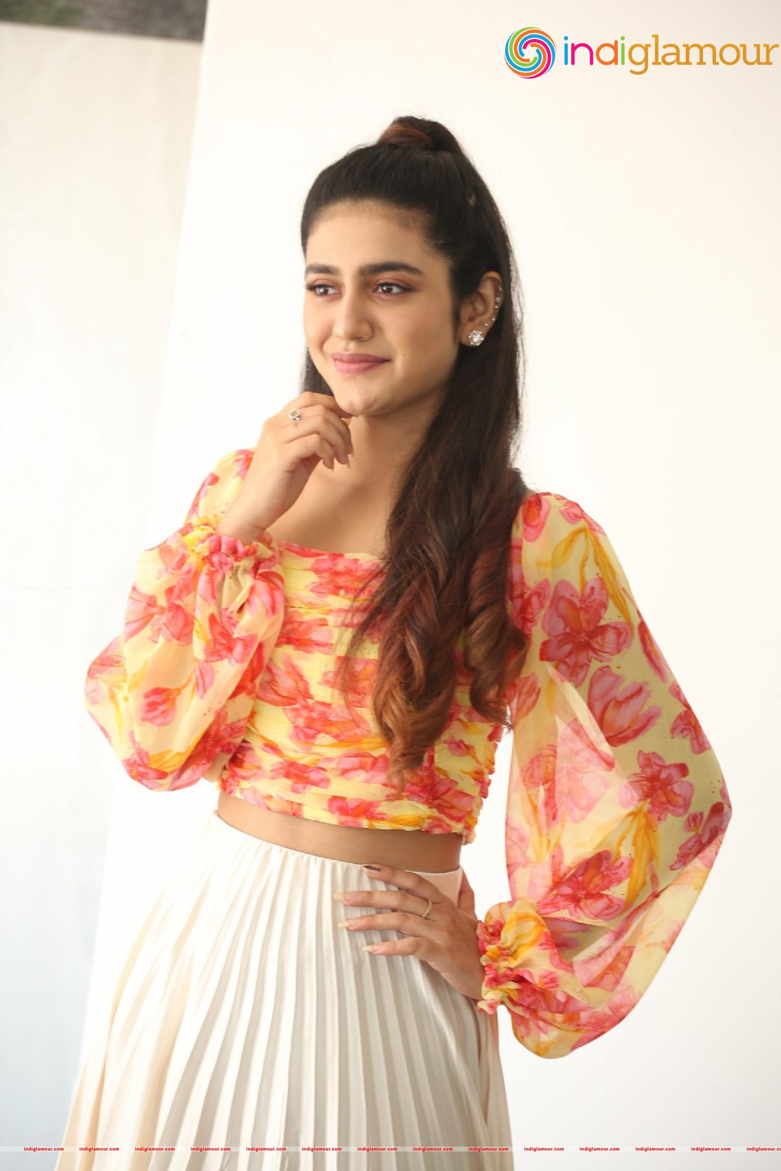 Priya Prakash Varrier Actress hd photo