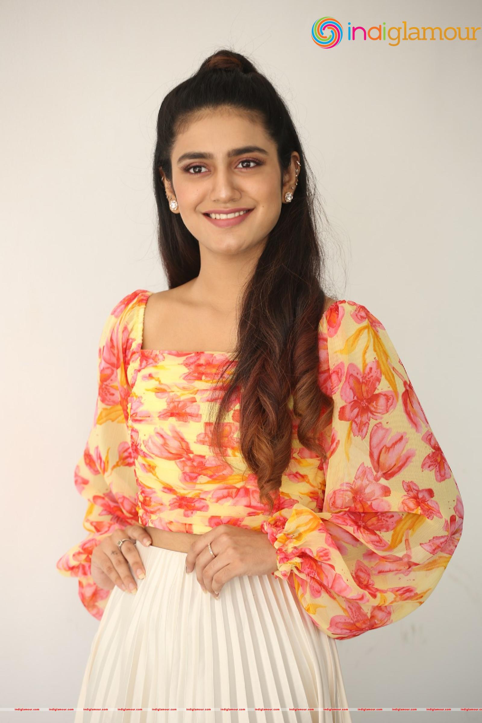 Priya Prakash Varrier Actress hd photo