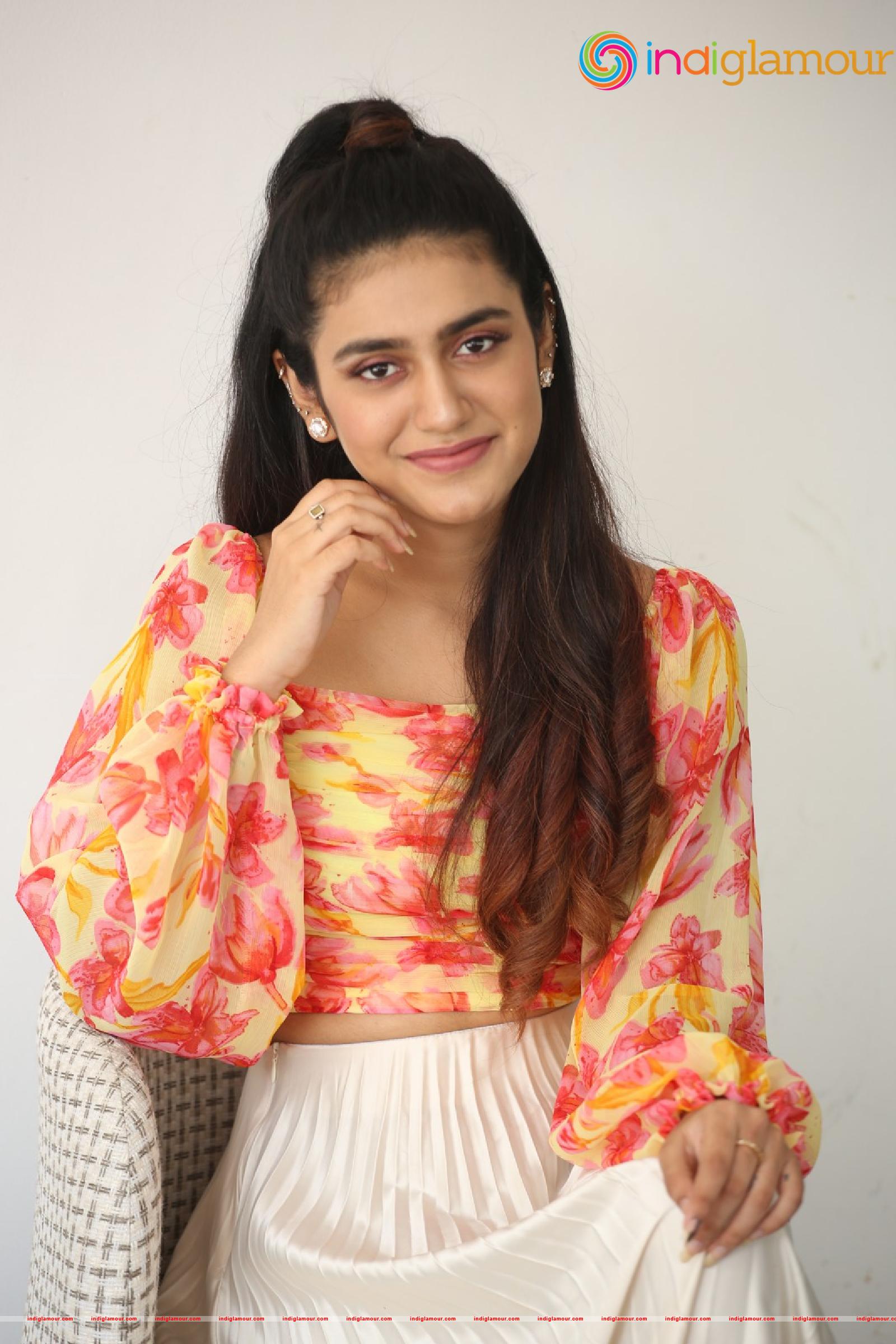 Priya Prakash Varrier Actress hd photo