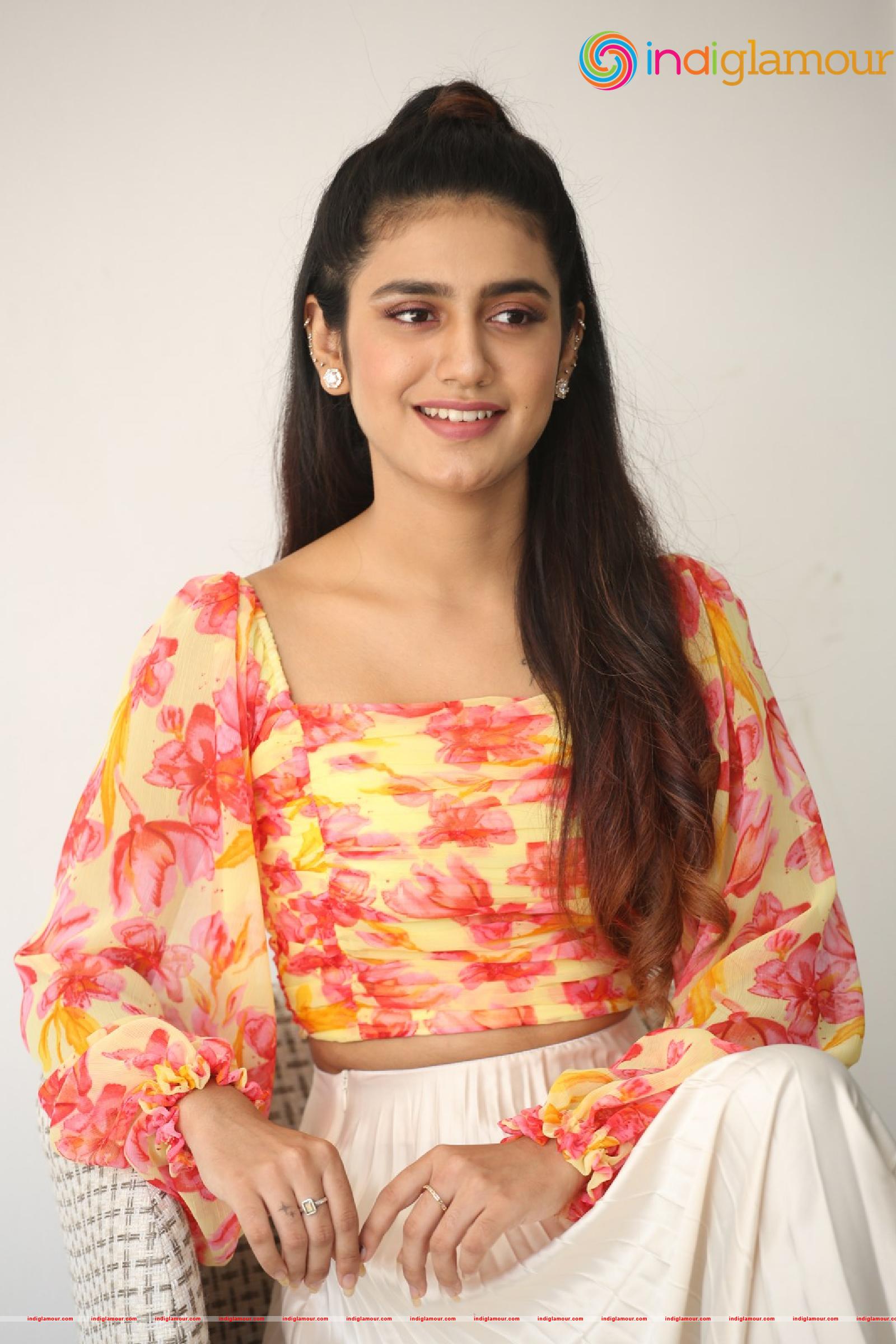 Priya Prakash Varrier Actress hd photo