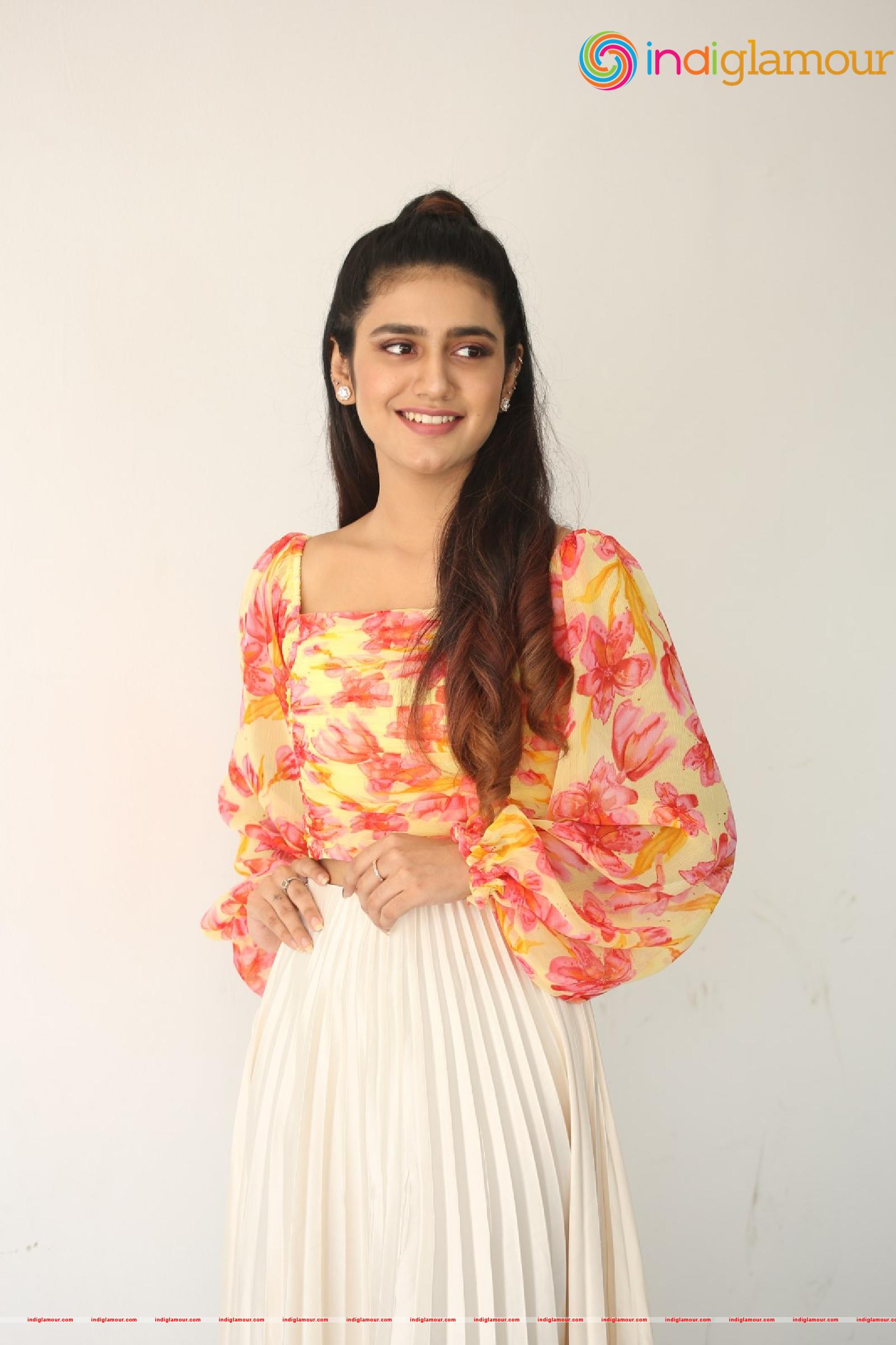 Priya Prakash Varrier Actress hd photo