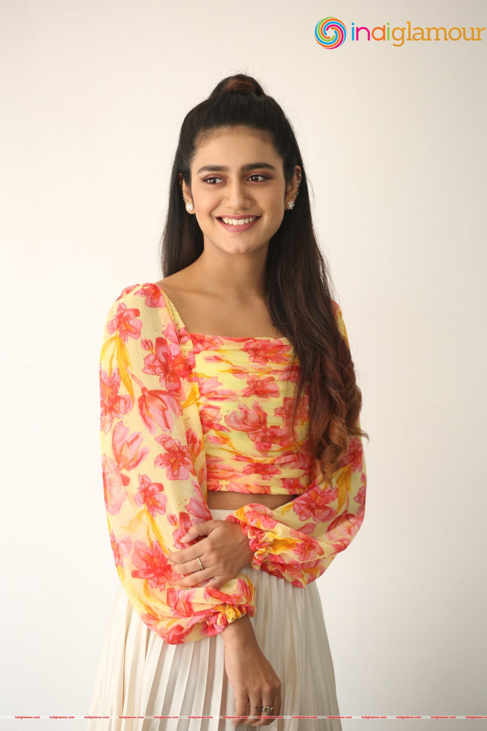 Priya Prakash Varrier Actress hd photo
