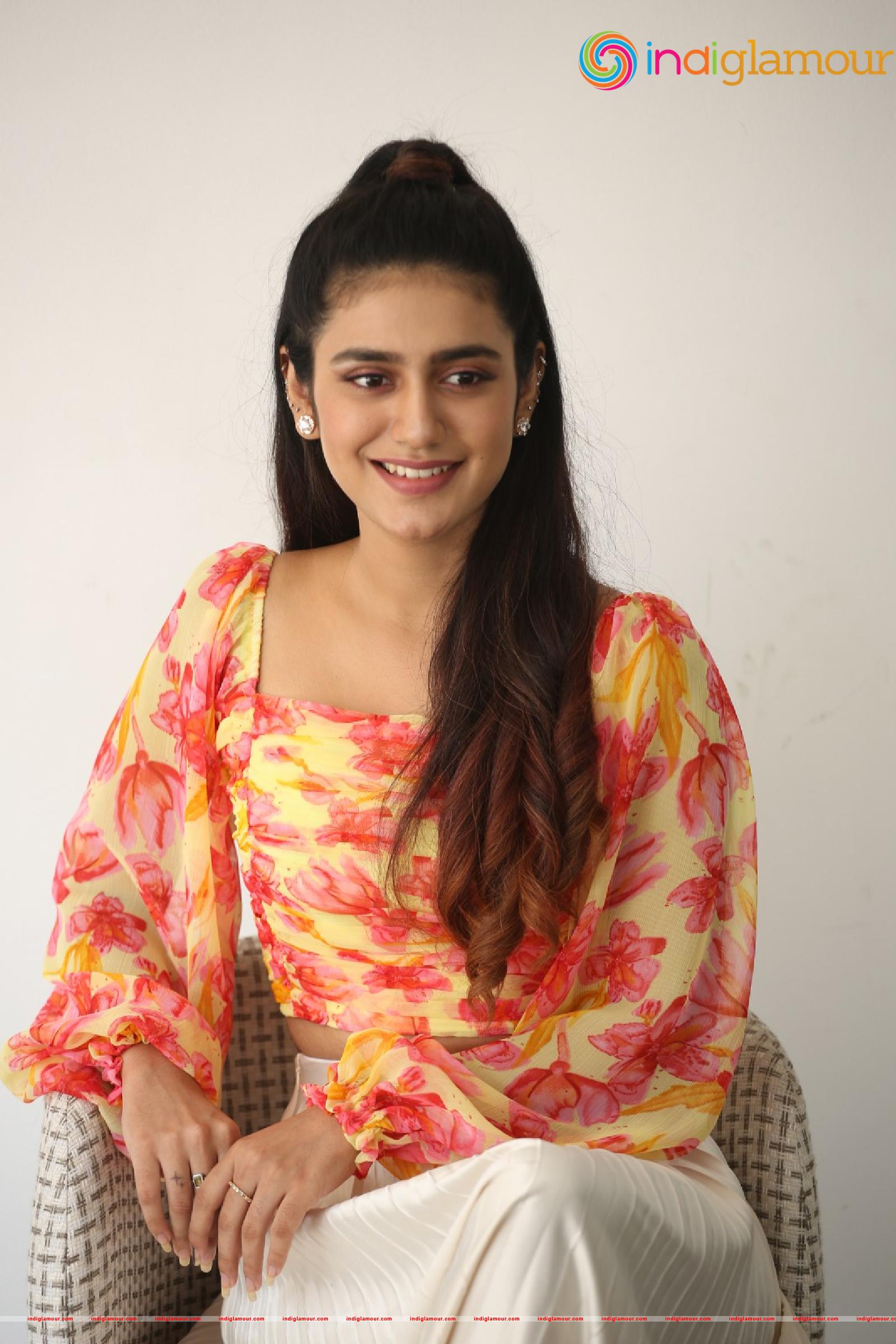 Priya Prakash Varrier Actress hd photo
