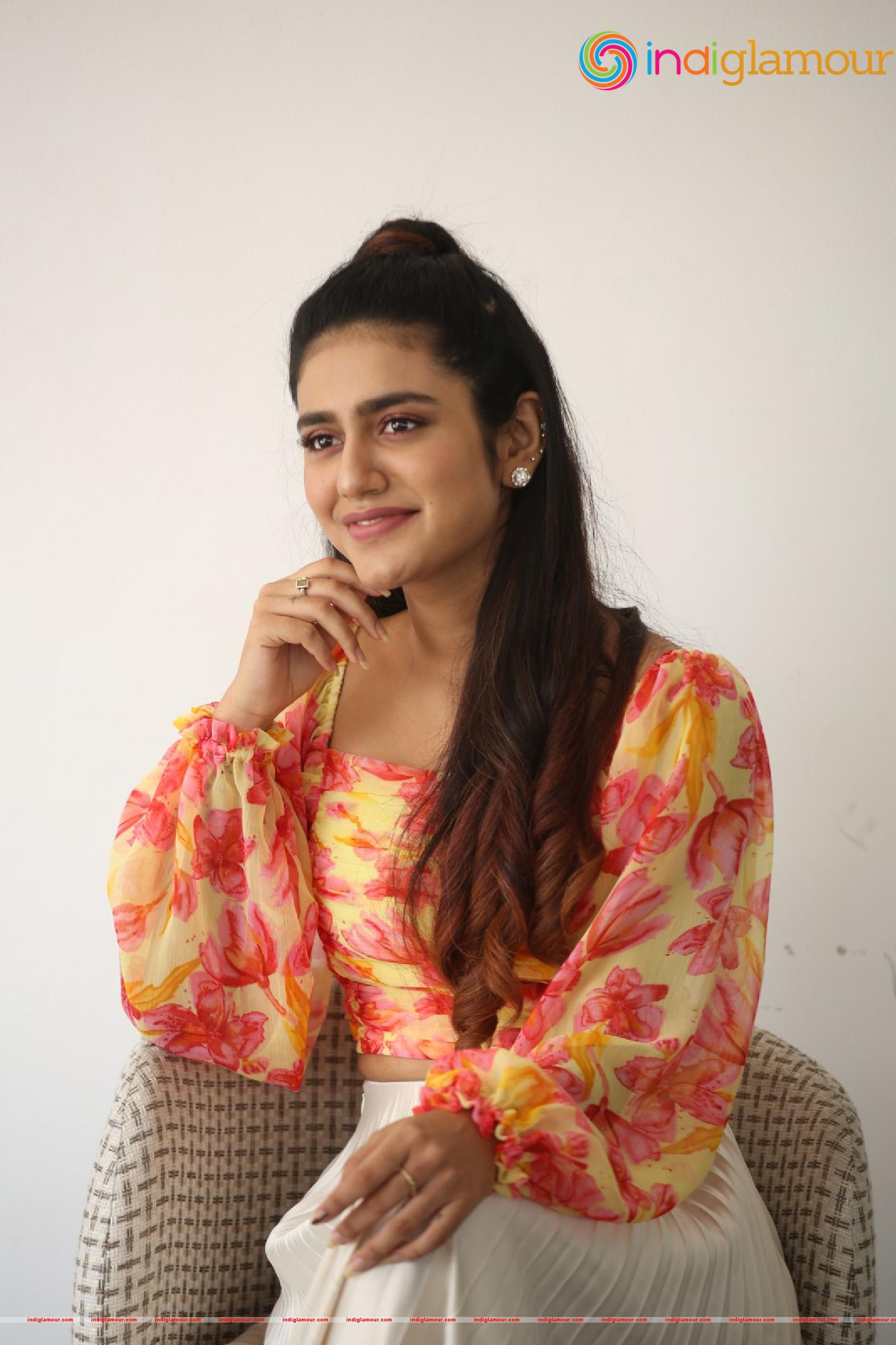 Priya Prakash Varrier Actress hd photo