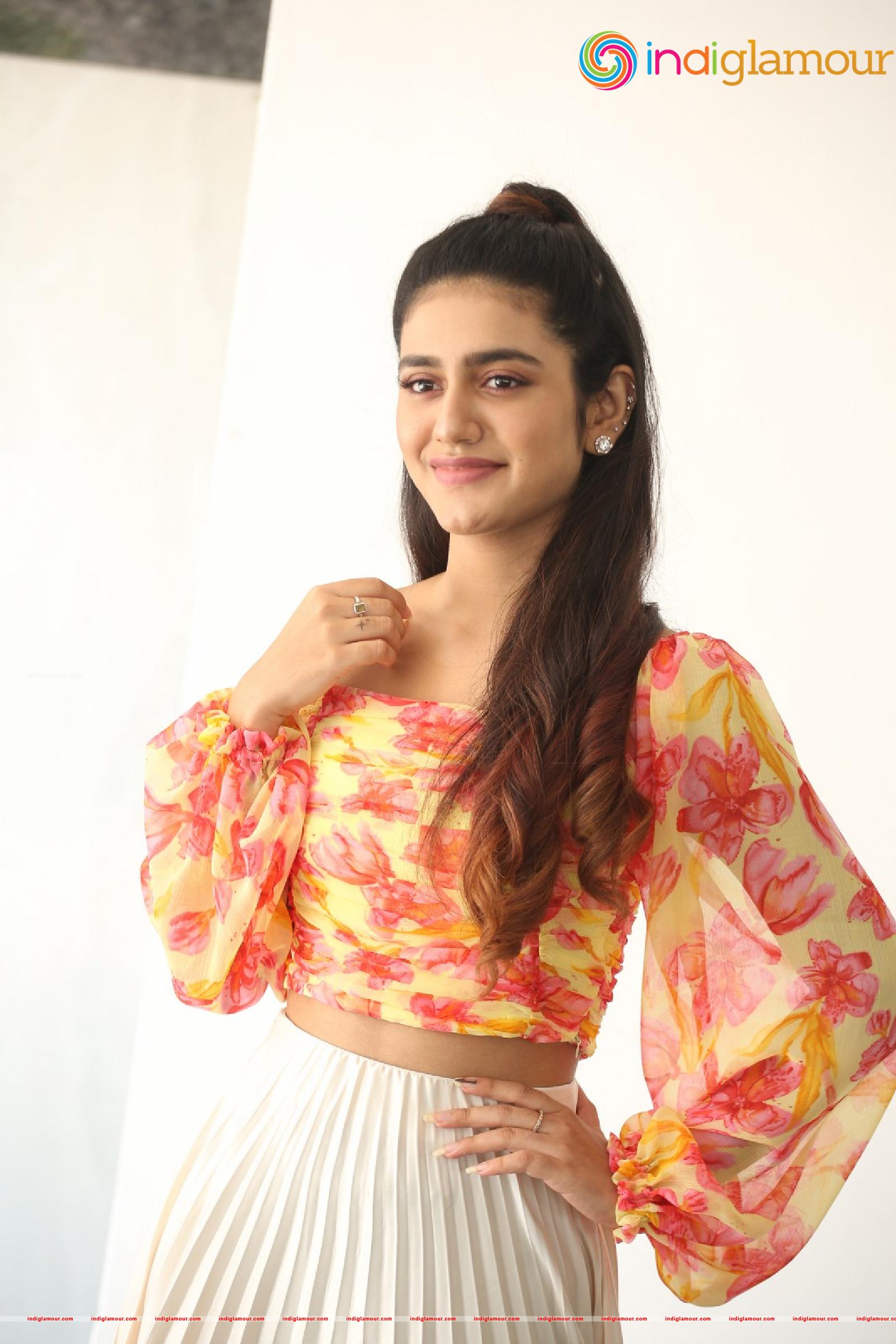 Priya Prakash Varrier Actress hd photo