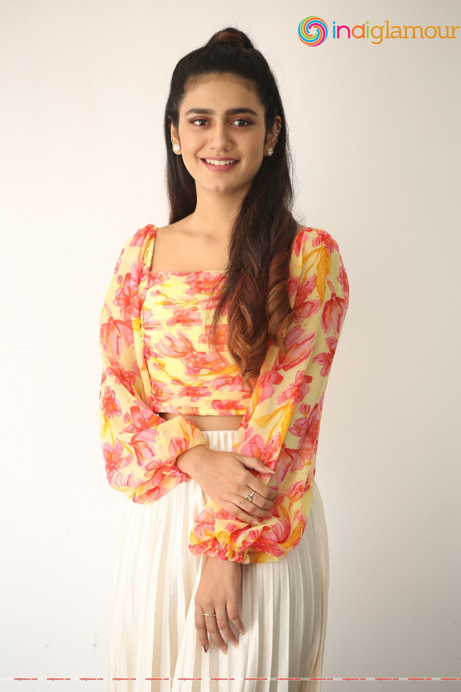 Priya Prakash Varrier Actress hd photo