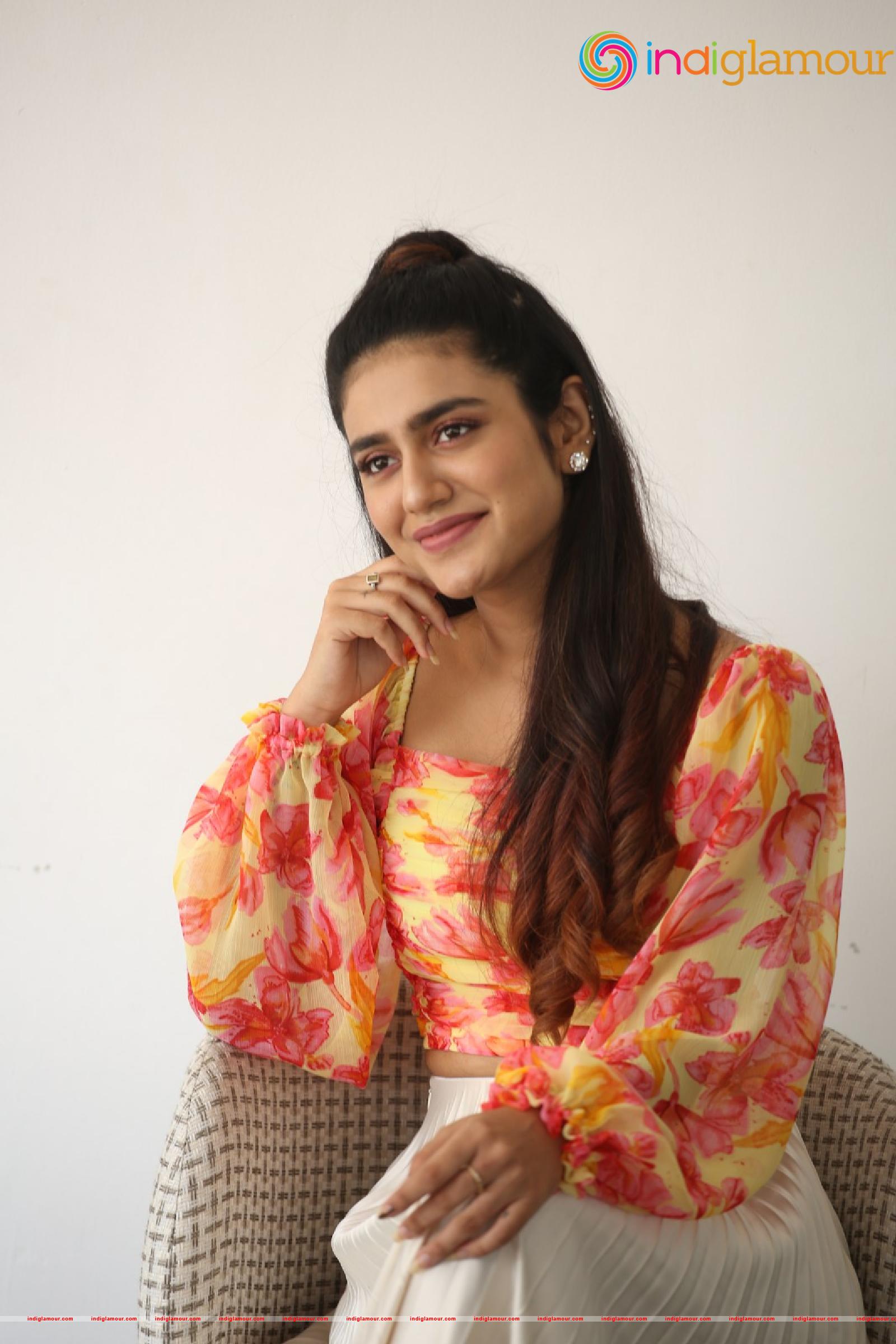 Priya Prakash Varrier Actress hd photo