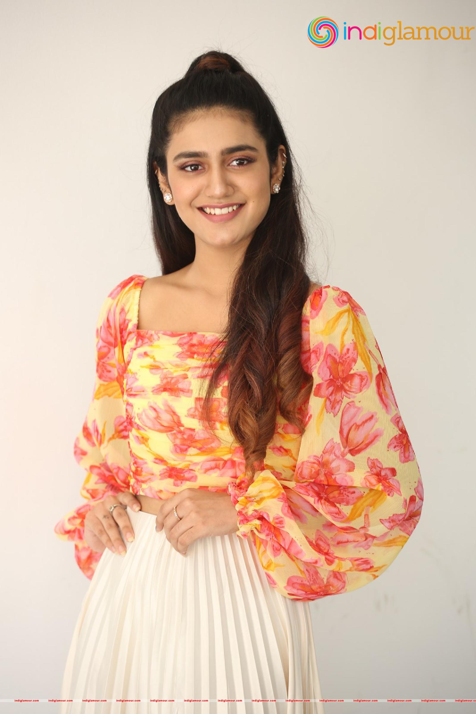 Priya Prakash Varrier Actress hd photo