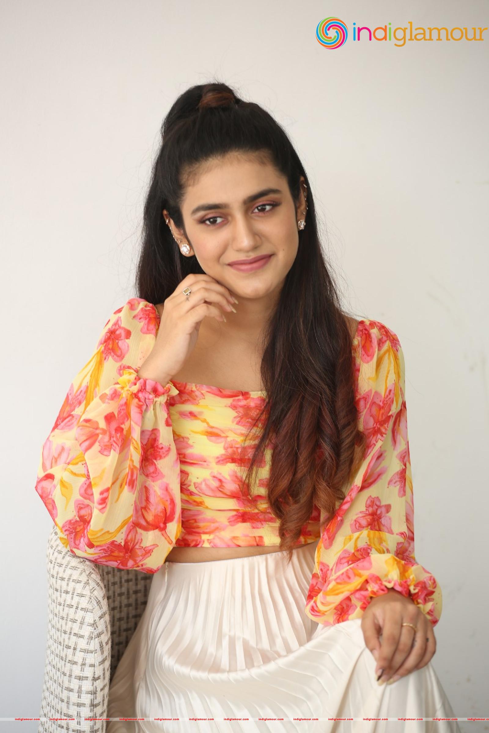 Priya Prakash Varrier Actress hd photo