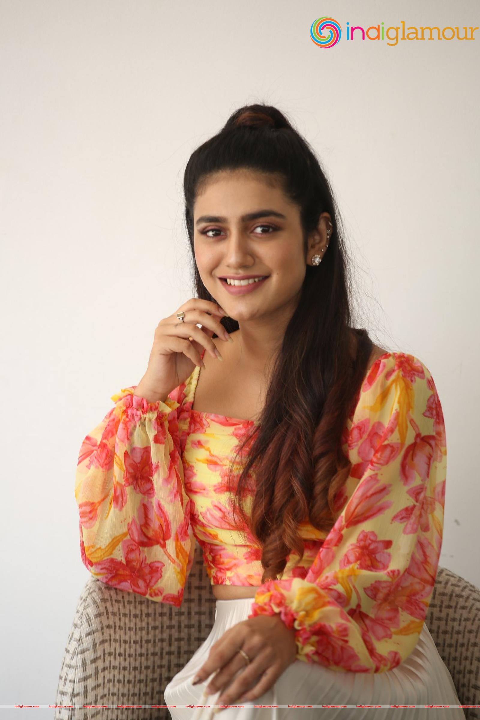 Priya Prakash Varrier Actress hd photo