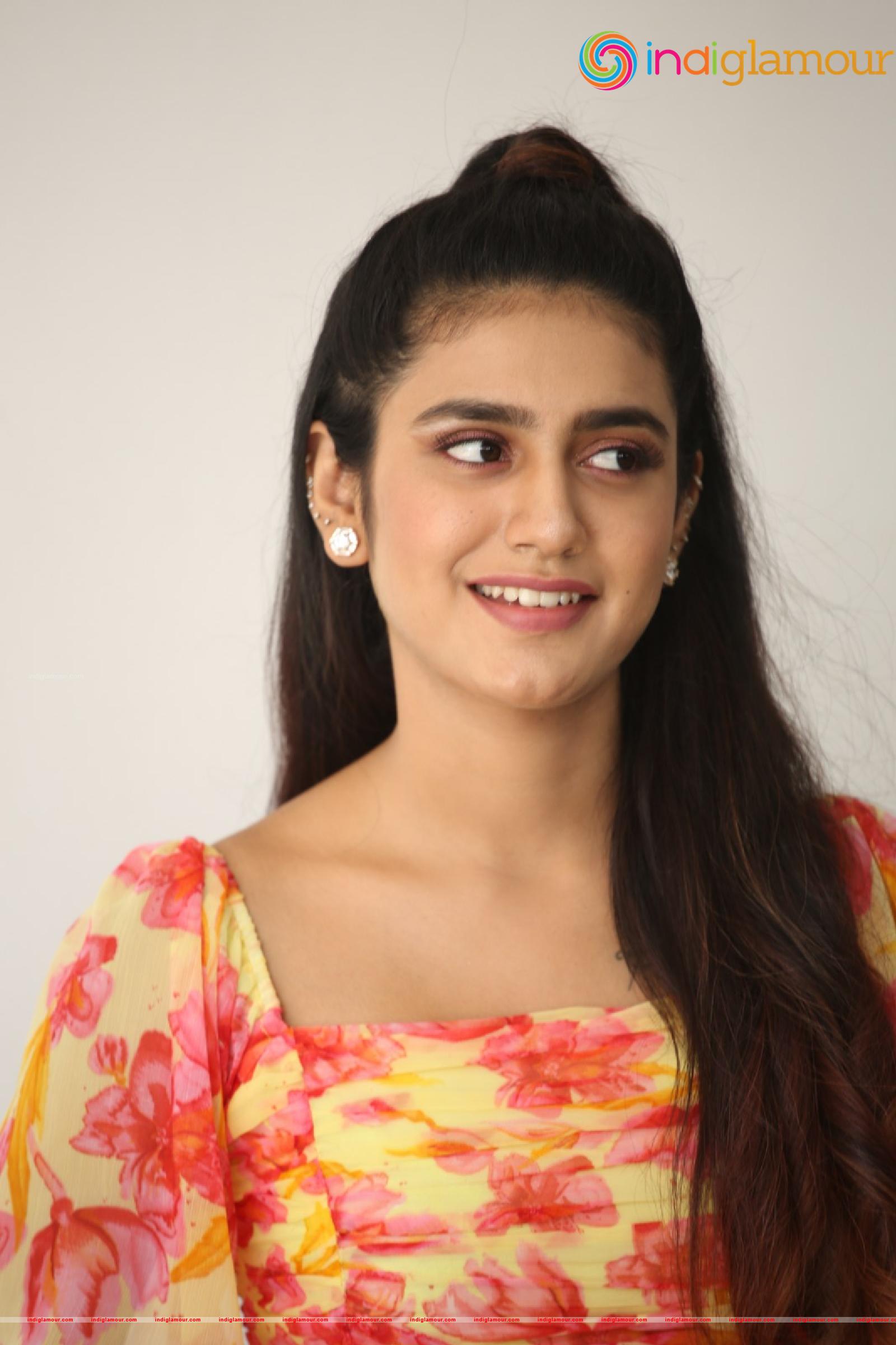 Priya Prakash Varrier Actress hd photo