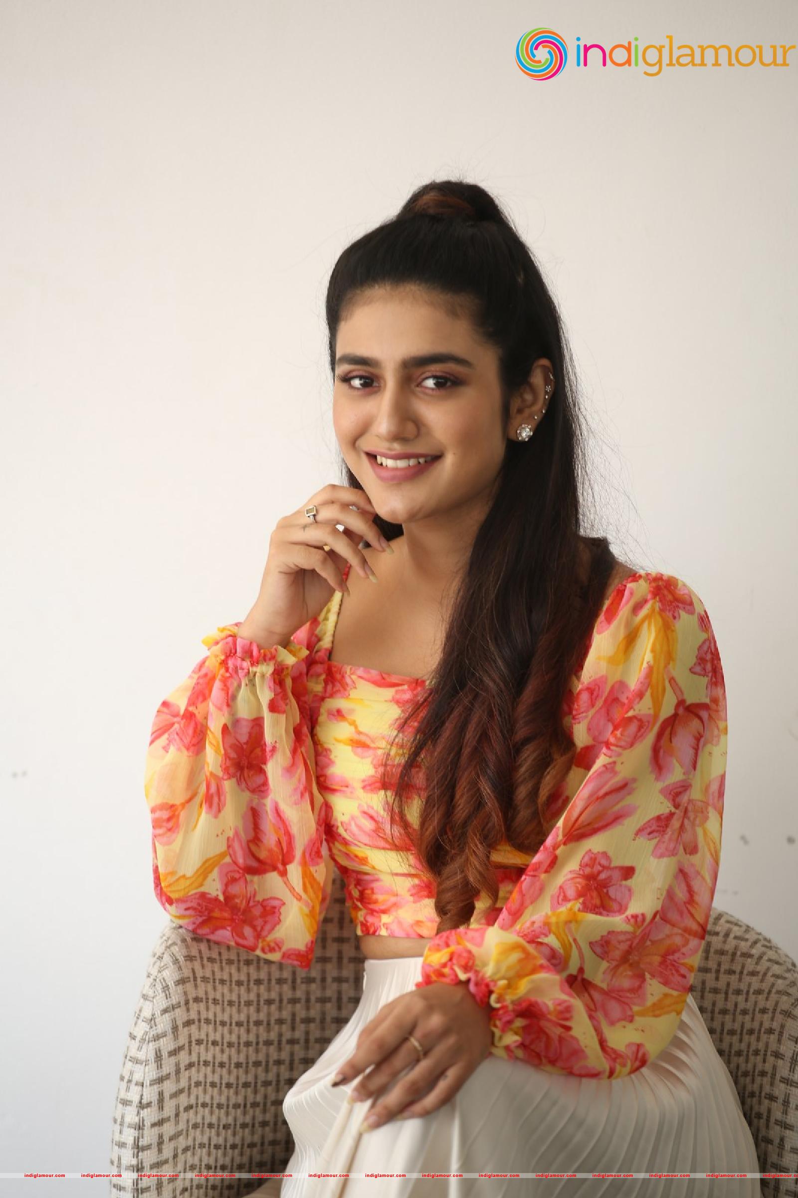 Priya Prakash Varrier Actress hd photo