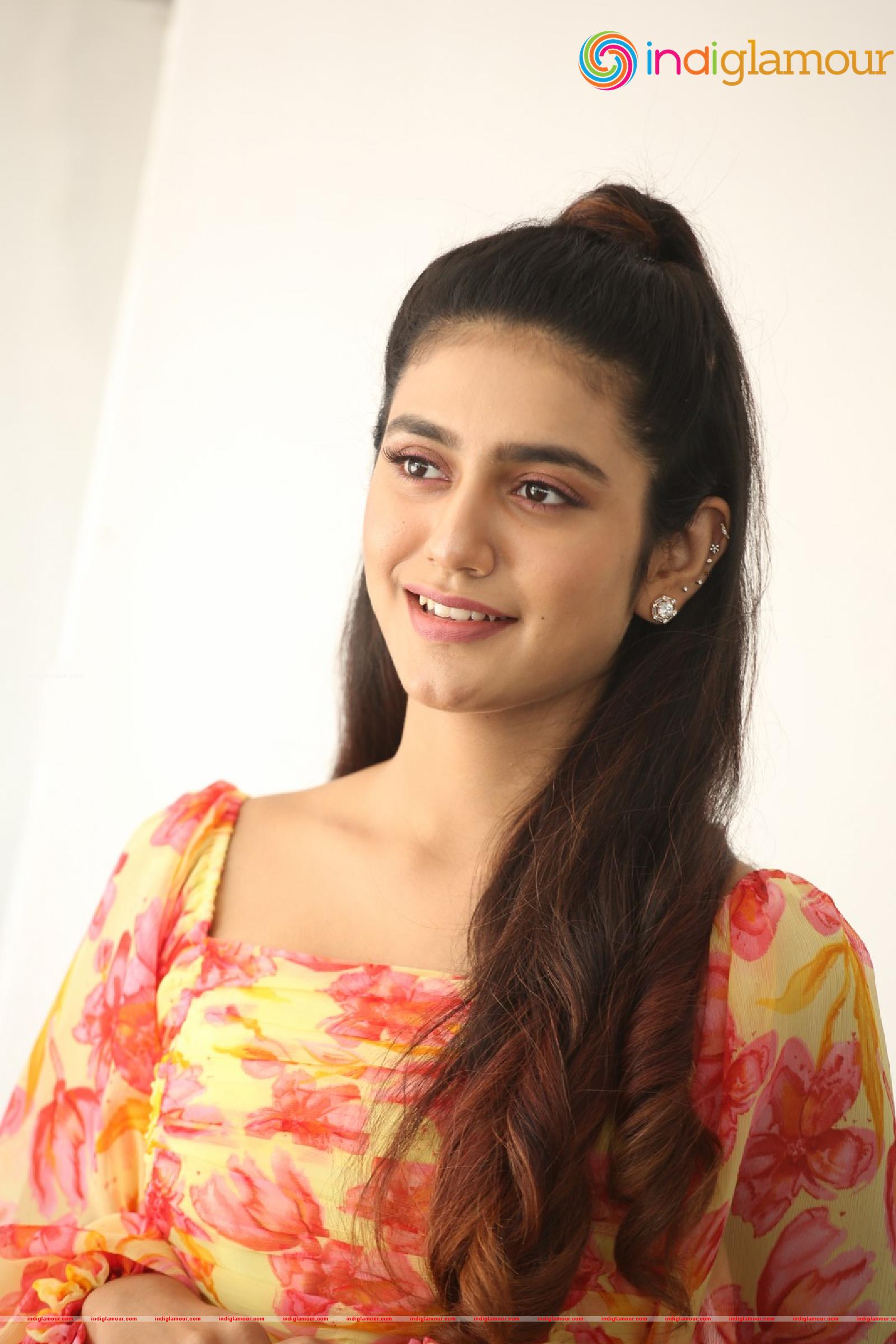 Priya Prakash Varrier Actress hd photo