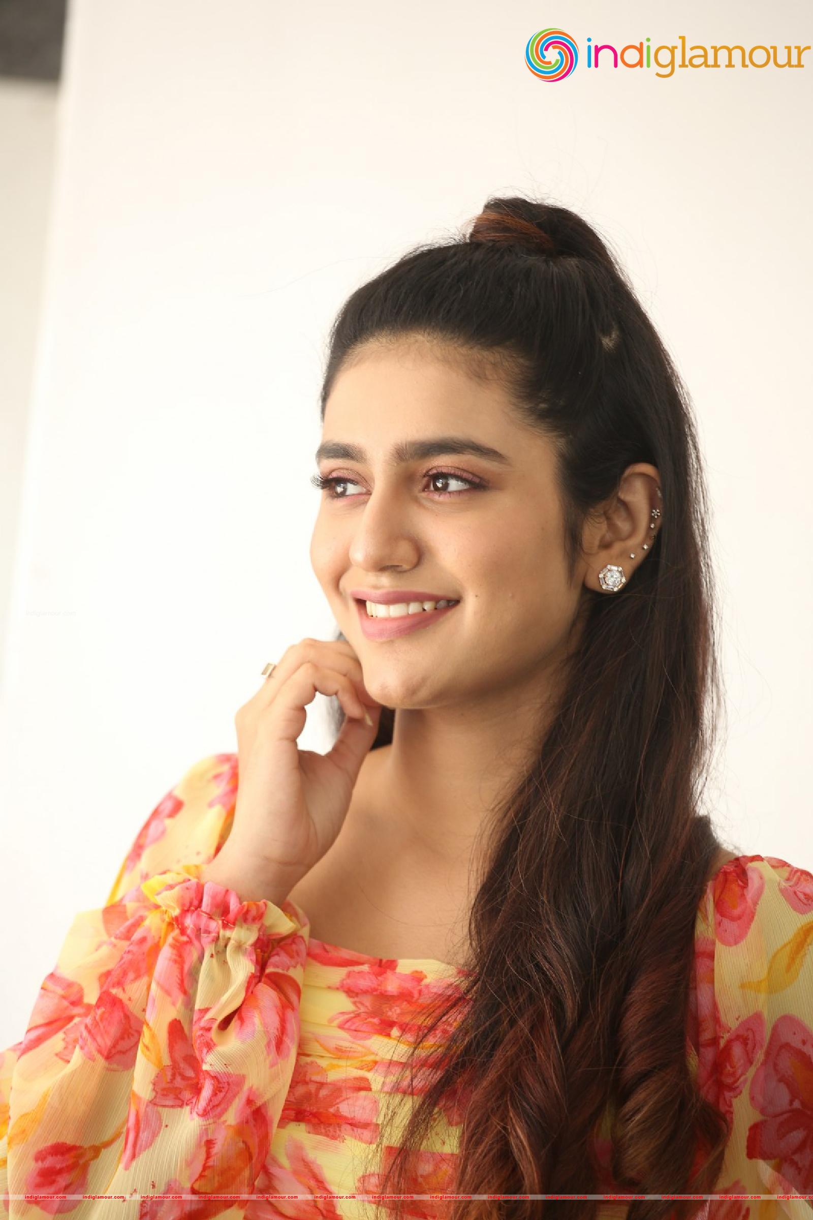 Priya Prakash Varrier Actress hd photo