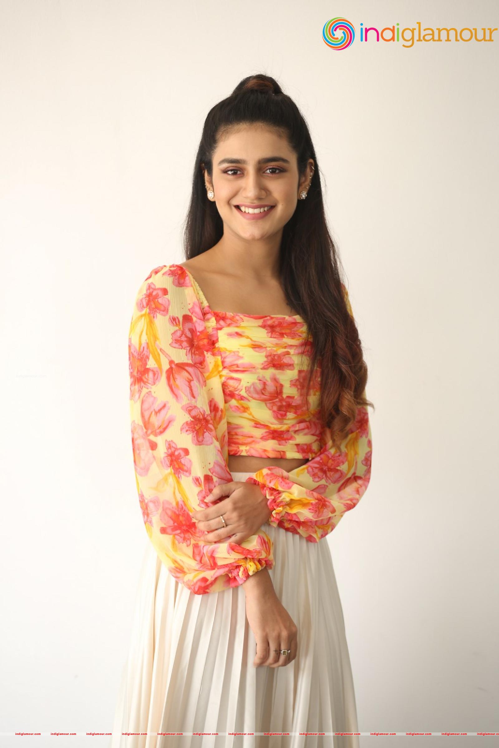 Priya Prakash Varrier Actress hd photo