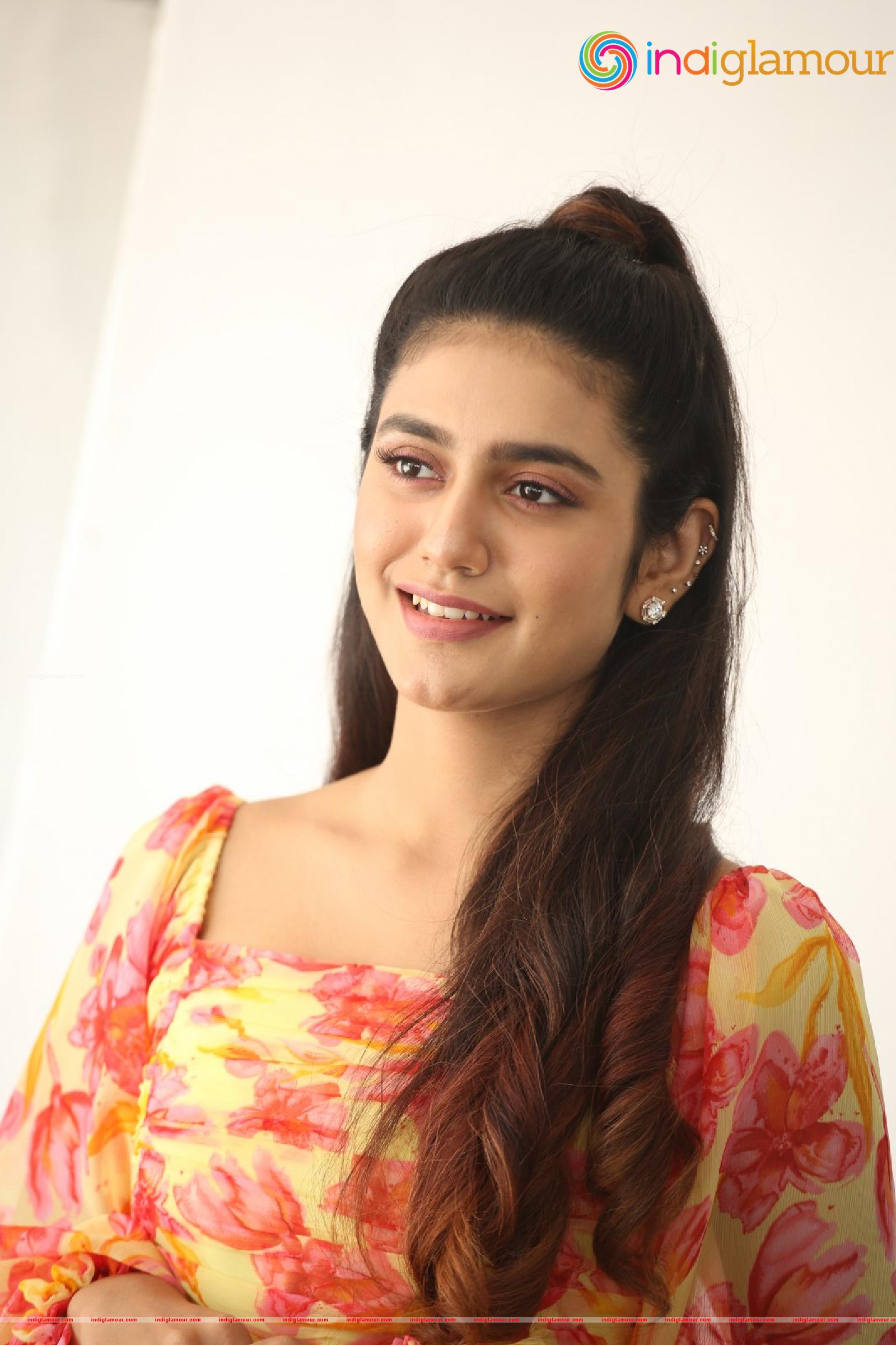 Priya Prakash Varrier Actress hd photo