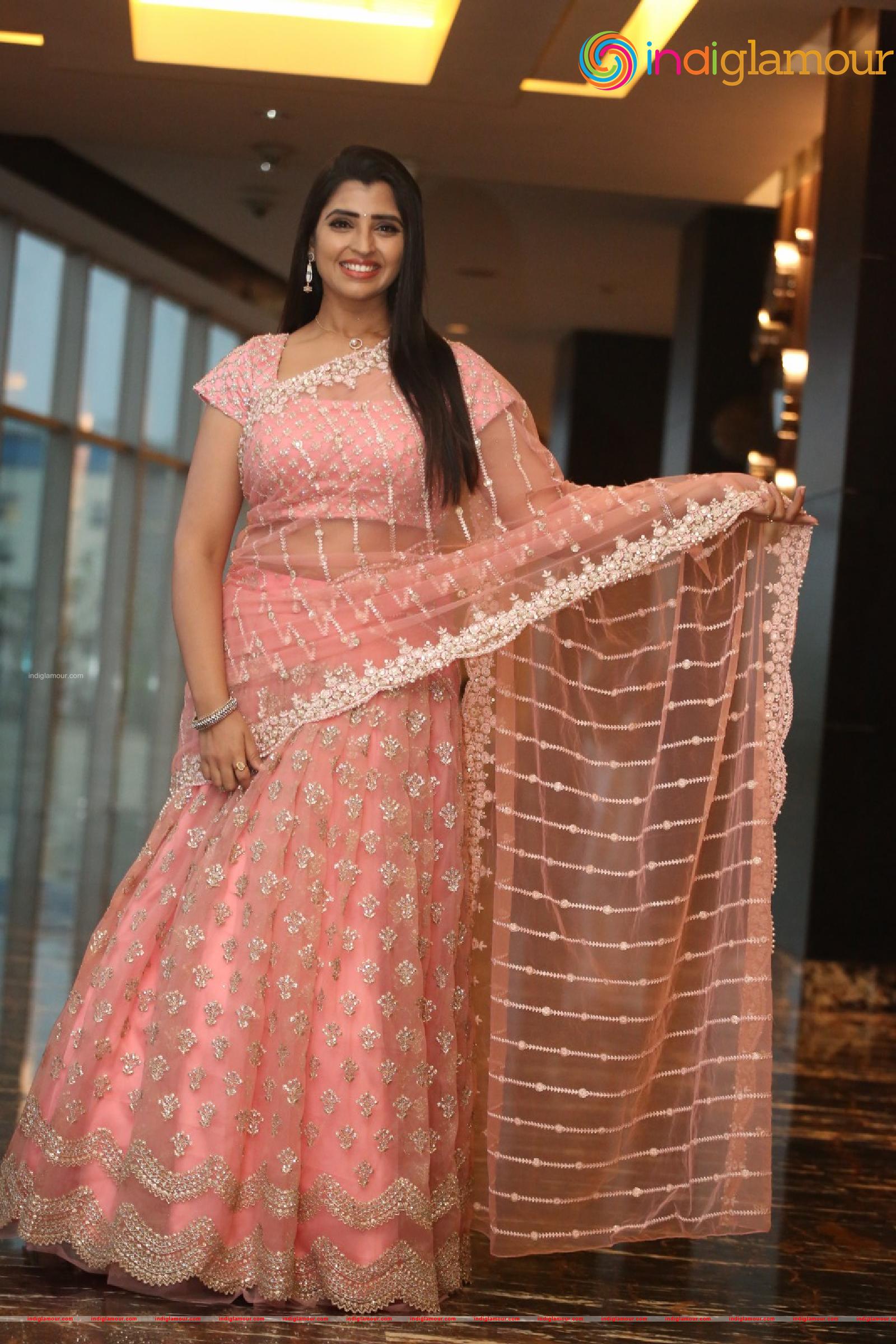 Syamala Actress hd photo
