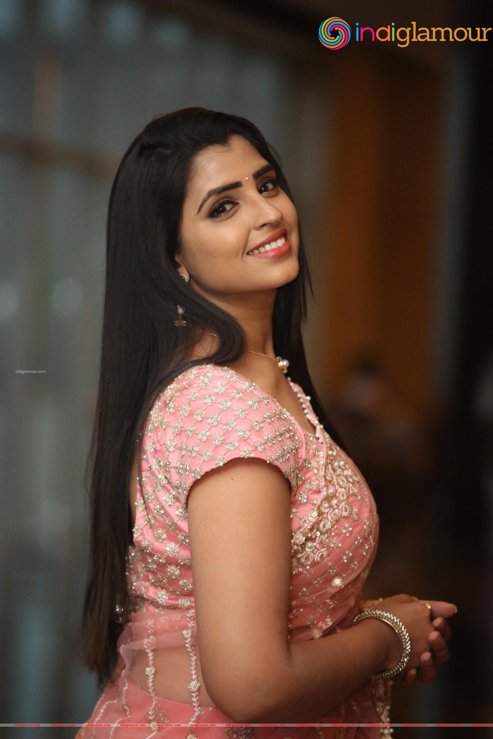 Syamala Actress hd photo