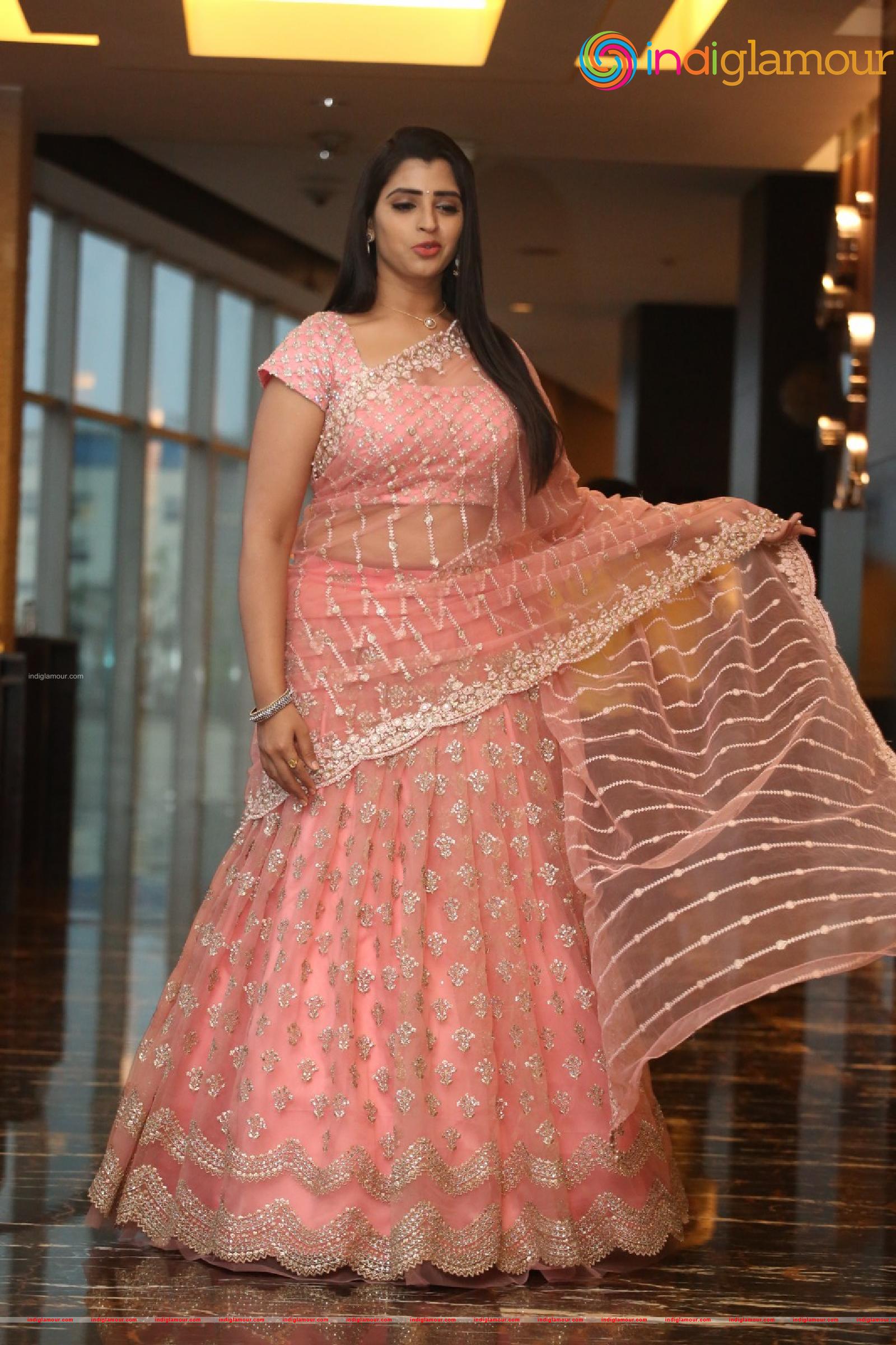 Syamala Actress hd photo