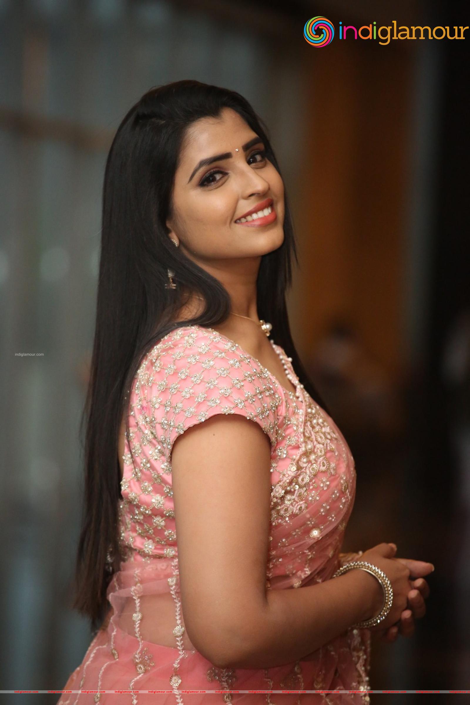 Syamala Actress hd photo