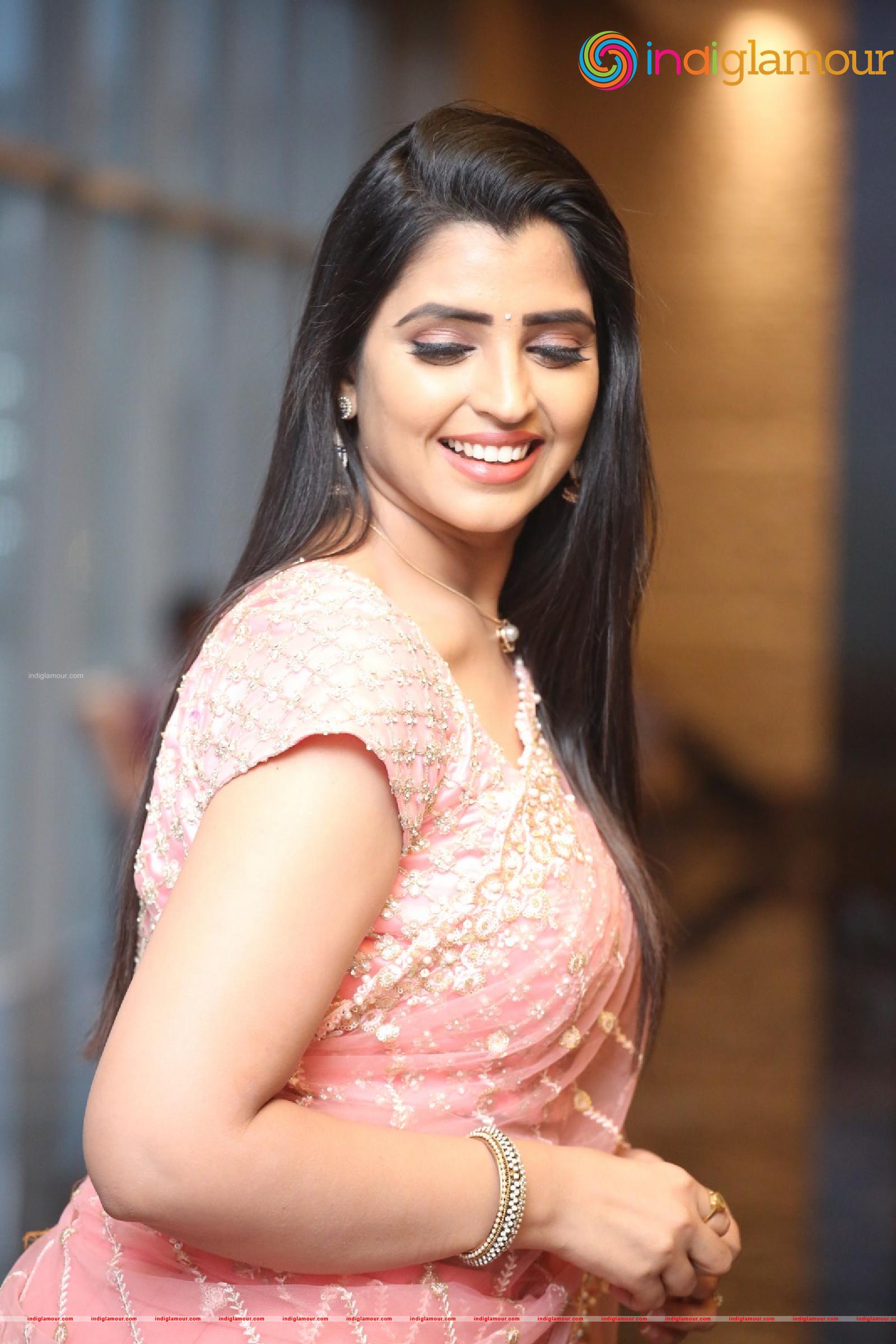 Syamala Actress hd photo