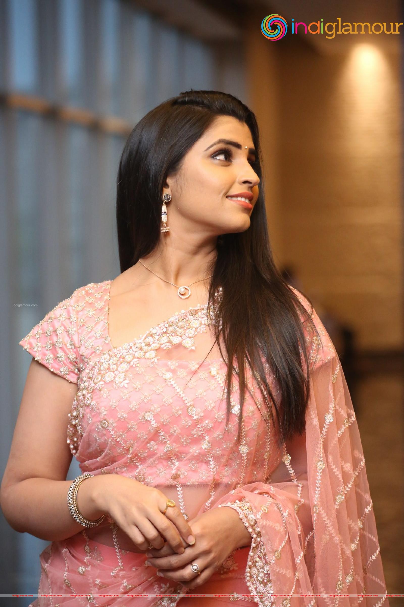 Syamala Actress hd photo