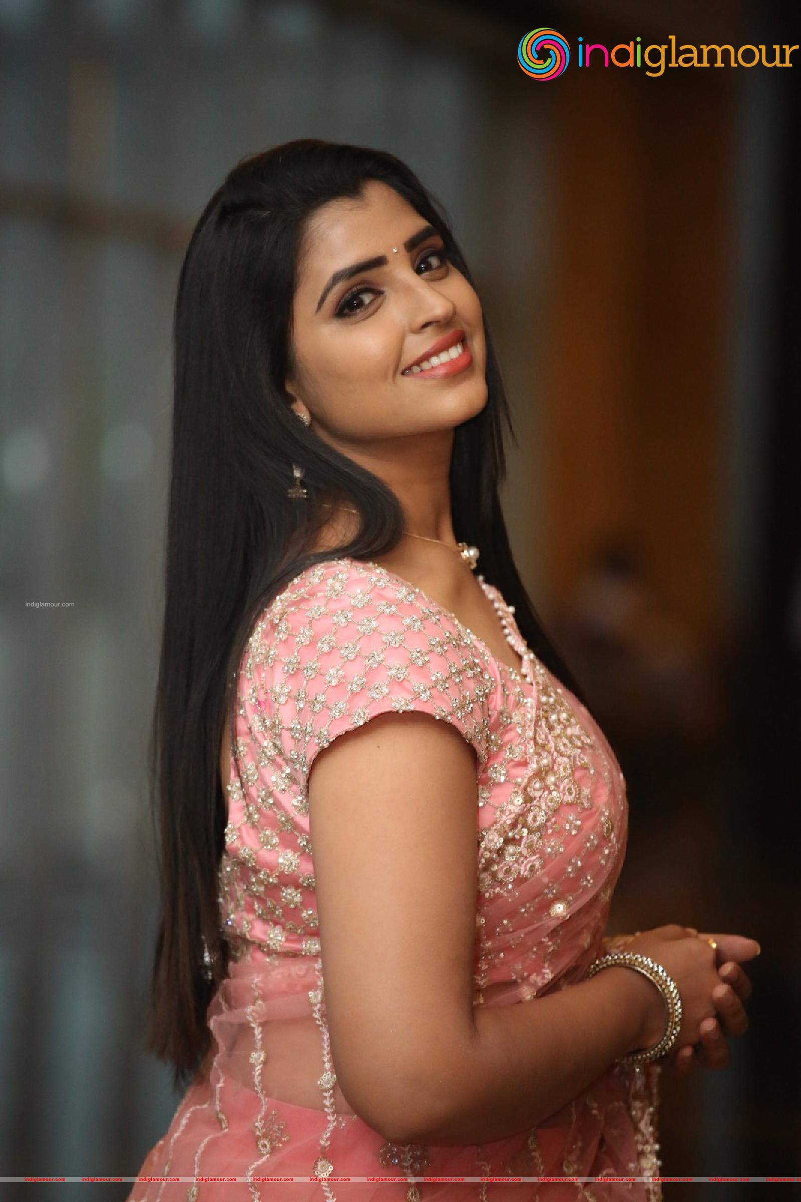 Syamala Actress hd photo
