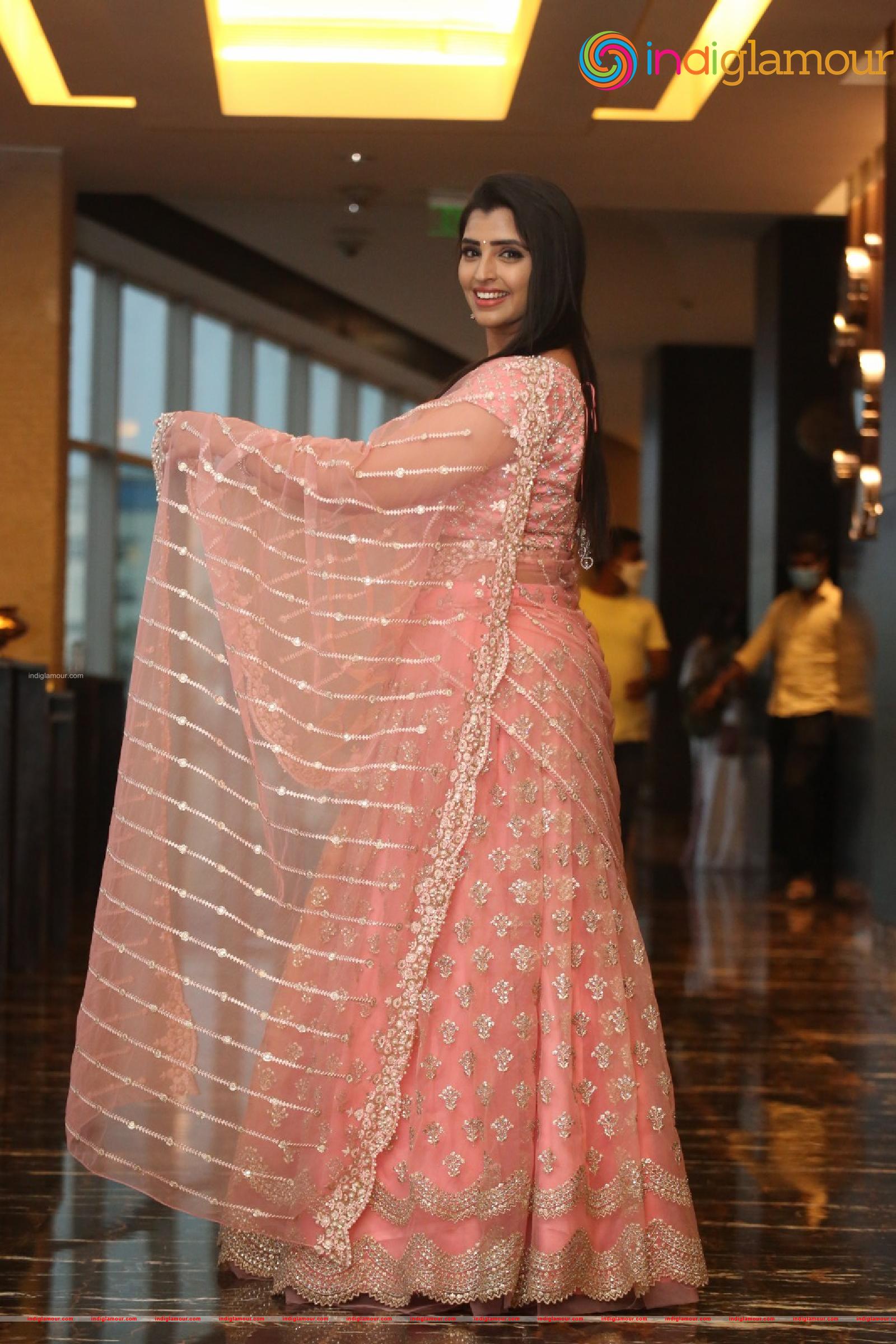Syamala Actress hd photo